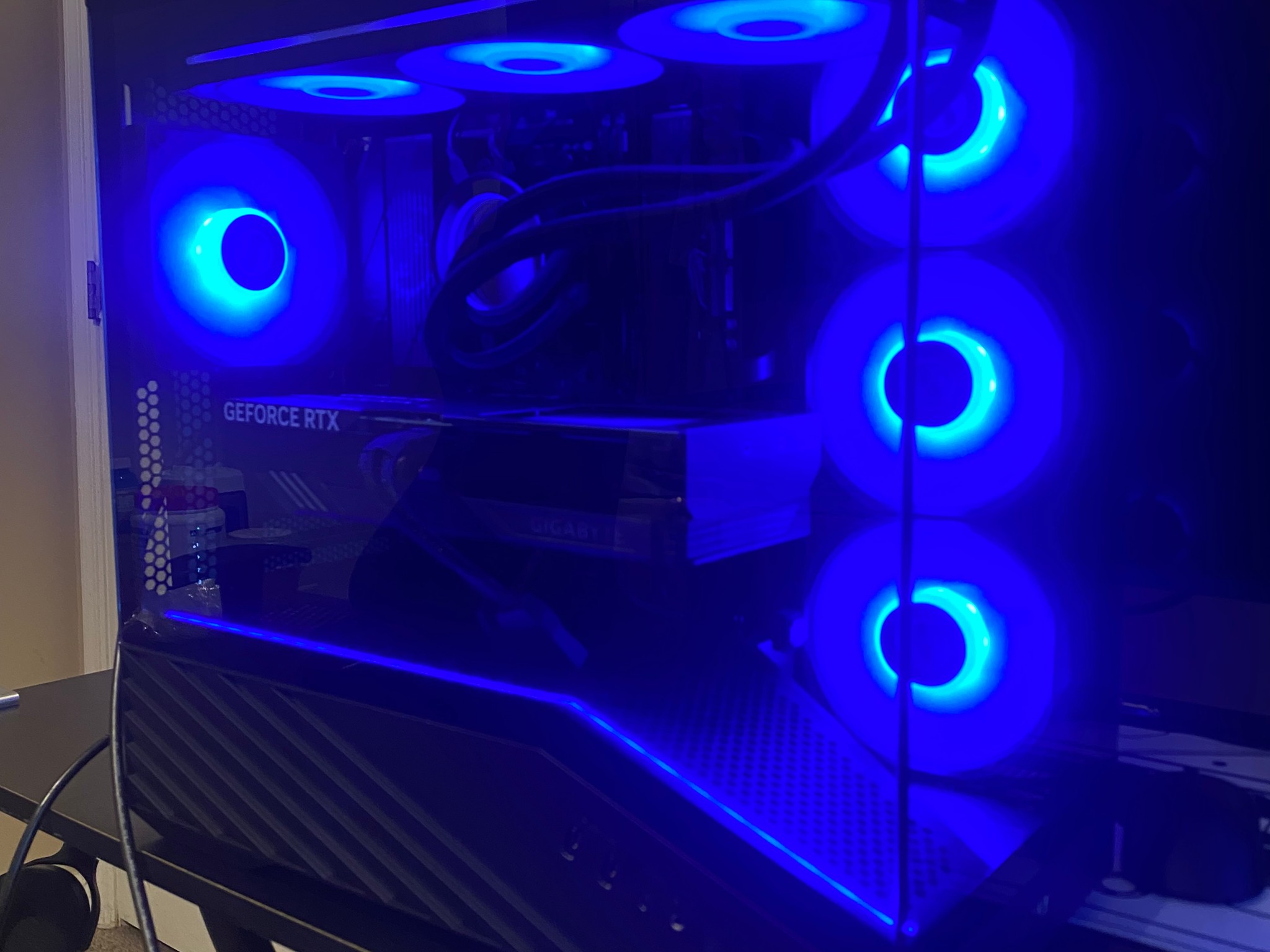 COMPACT AM5 GAMING PC | RYZEN 7 7700X | RTX 4070 SUPER | 32GB DDR5 | 1TB