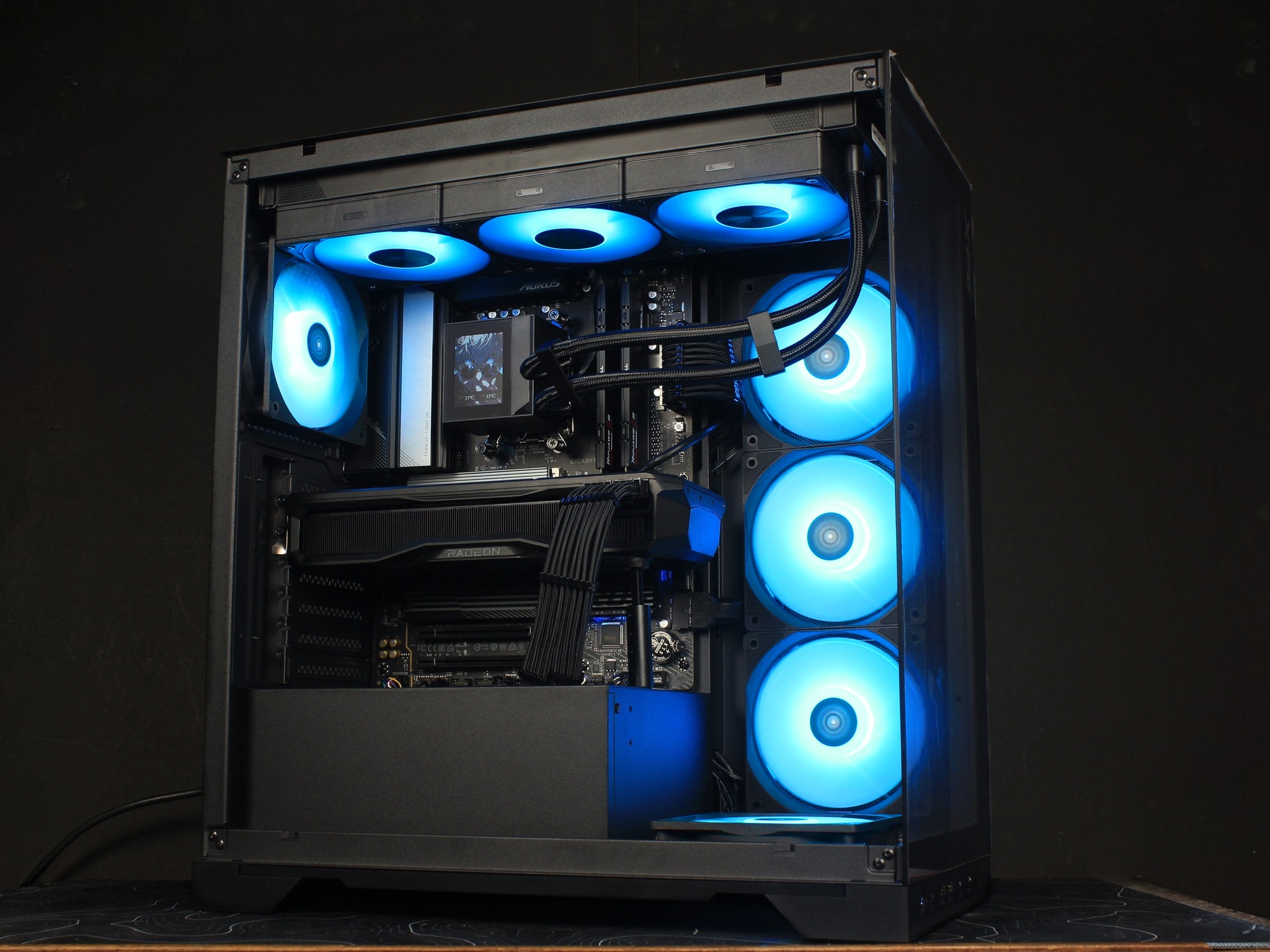 🐬 Ryzen 7 7800x3D • RX 7900 XT 20GB • 32GB DDR5 • 2TB SSD • Gaming PC