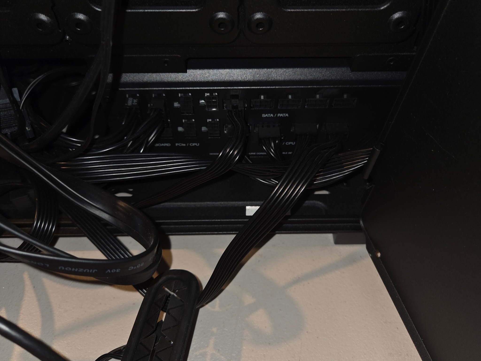 CORSAIR 1200W RMx Shift RM1200x Shift Fully Modular 80PLUS Gold ATX Power Supply