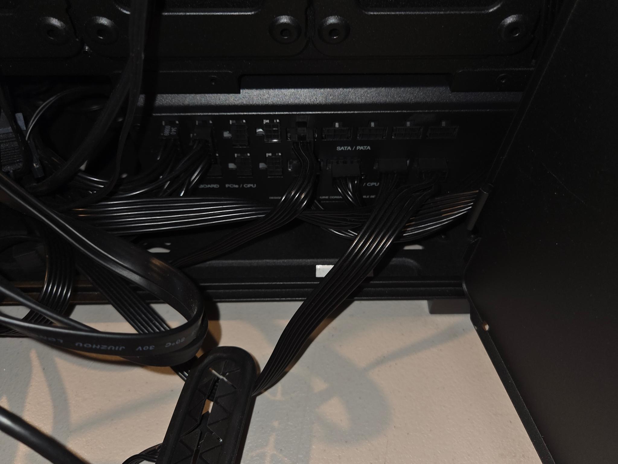 CORSAIR 1200W RMx Shift RM1200x Shift Fully Modular 80PLUS Gold ATX Power Supply
