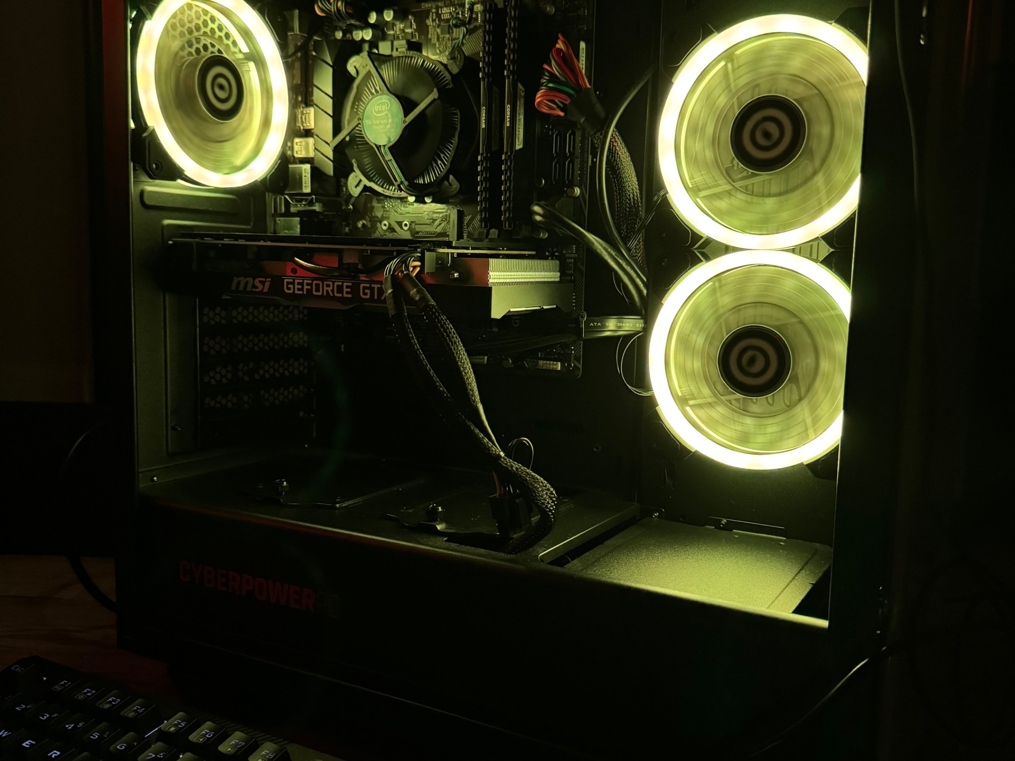 GTX 1660 Super | i5-10400F | Gaming PC 🎄