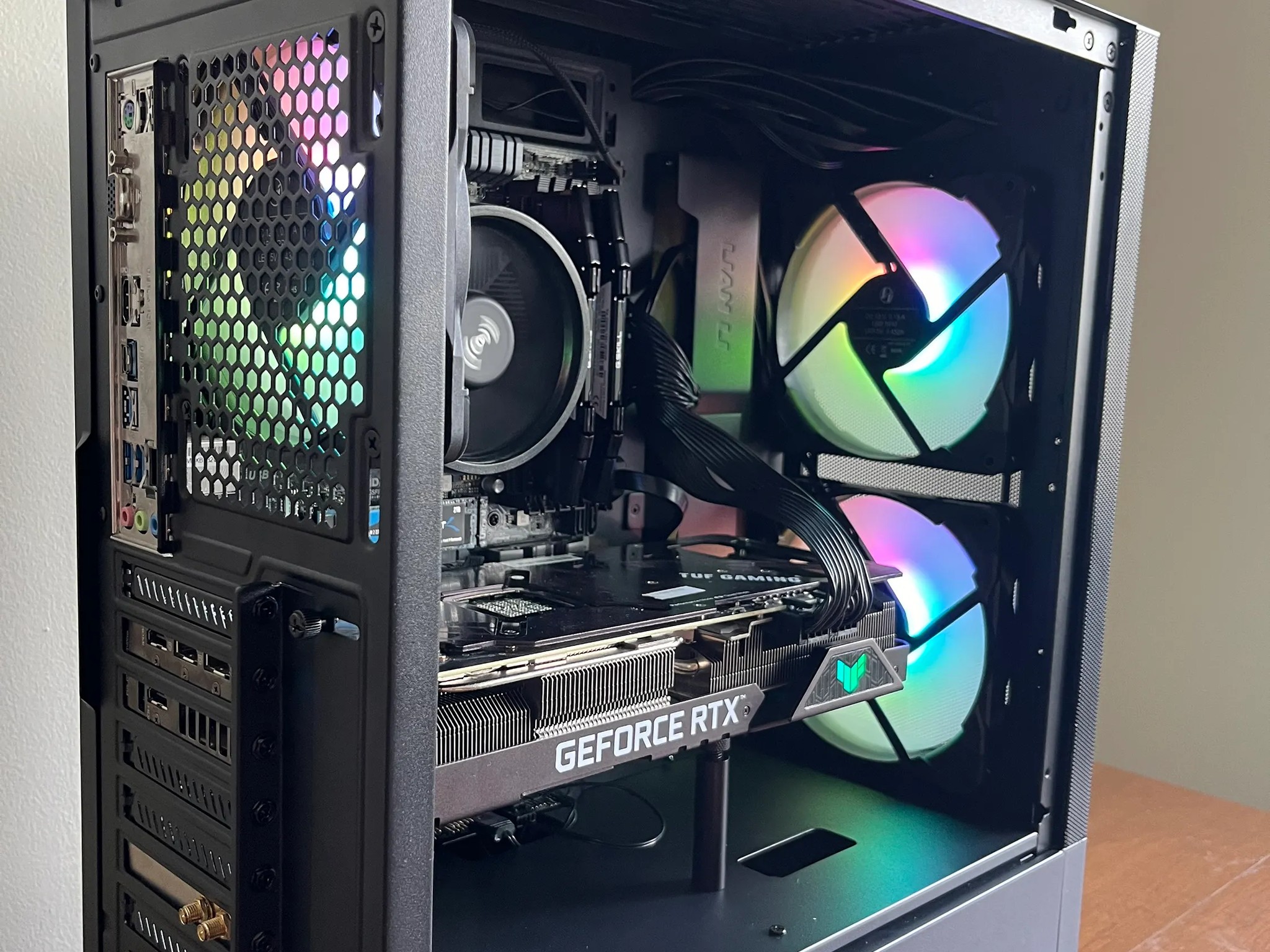 First sale special! RTX 3080 - Ryzen 7 2700x - 2TB NVMe - 32GB 3200Mhz - 1440p gaming pc