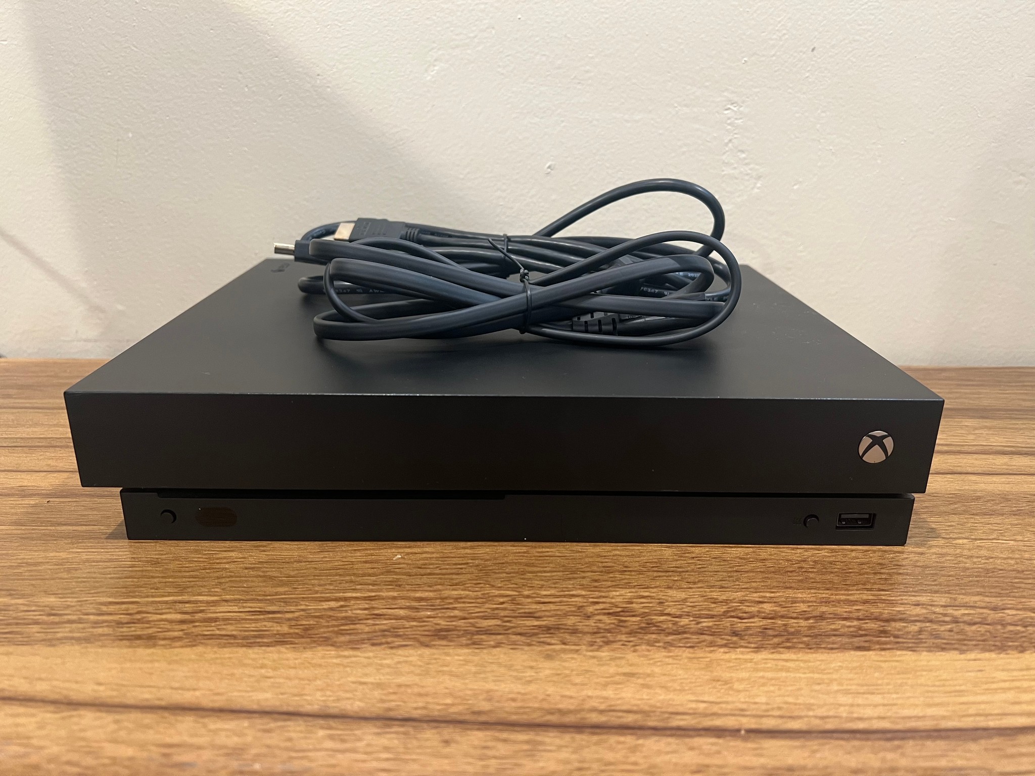 Xbox One X 1TB Disk Edition | Comes with Power and HDMI cables | Black