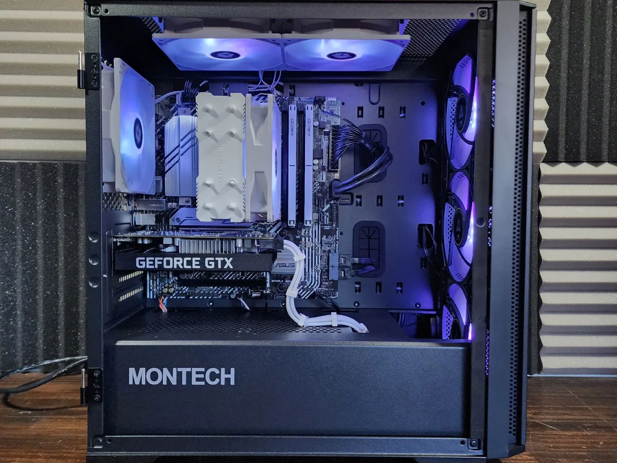 🖤💜🤍 GTX 1650 Super // Intel Core i3 10105F // Gloway 16GB 3200MHz