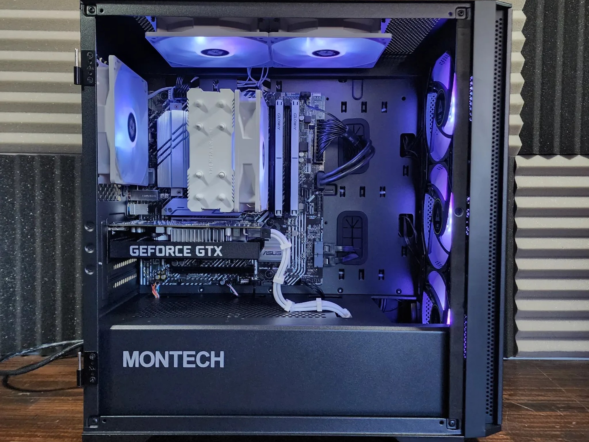 🖤💜🤍 GTX 1650 Super // Intel Core i3 10105F // Gloway 16GB 3200MHz