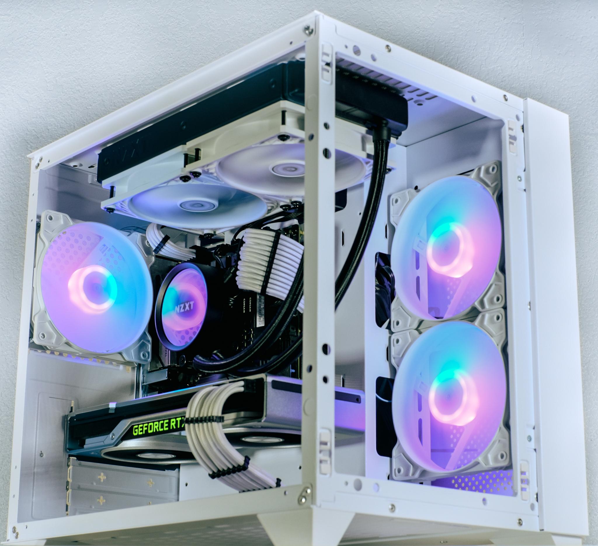 ☾ Luna ☽ | Intel Core i7-9700K | Nvidia RTX 2070 Super | Corsair Vengeance LPX 16 GB