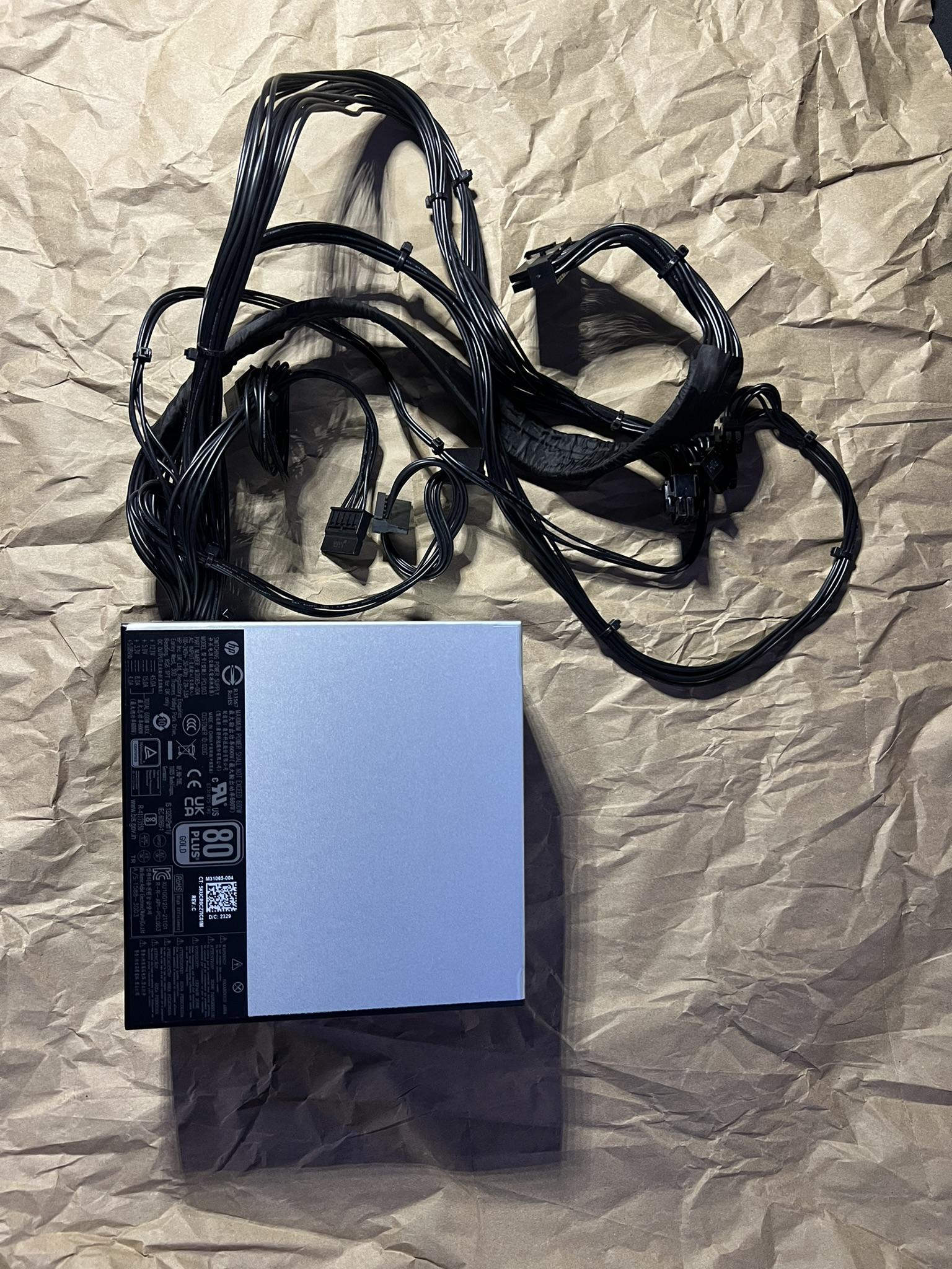 Cooler Master 600w Power Supply