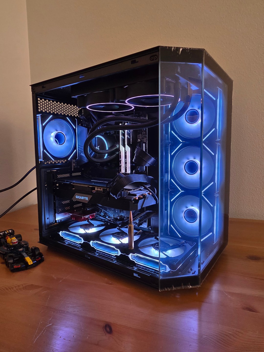 Ryzen 5600X, RTX 2070 Super, 16GB DDR4 3200, 1TB NVME | Jawa