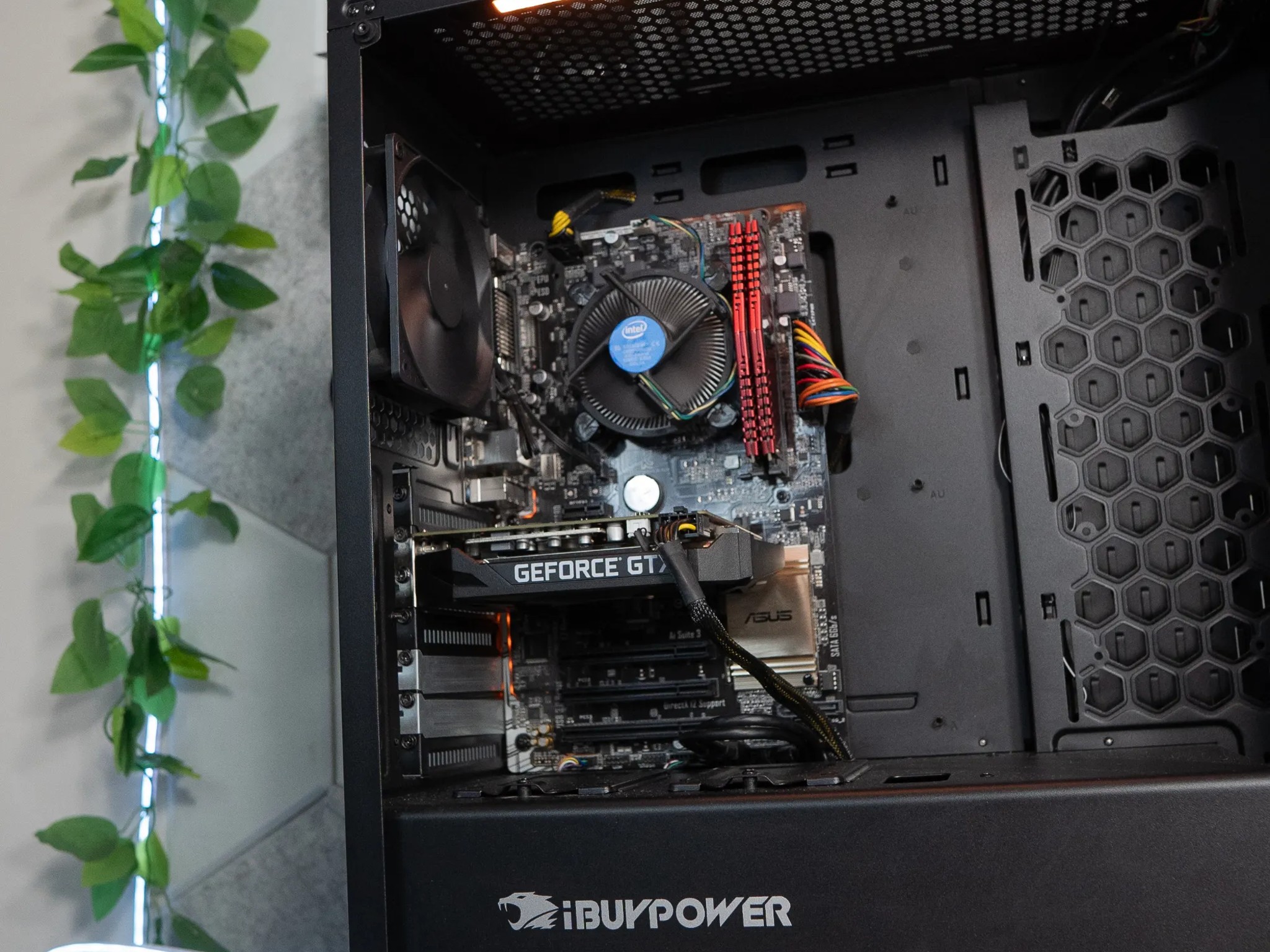 🌌🛰️ BUDGET - BO6 Ready GAMING PC | PNY GTX 1660 6GB OC | INTEL i7 7700 | 16GB DDR4 RAM | 1.25TB |