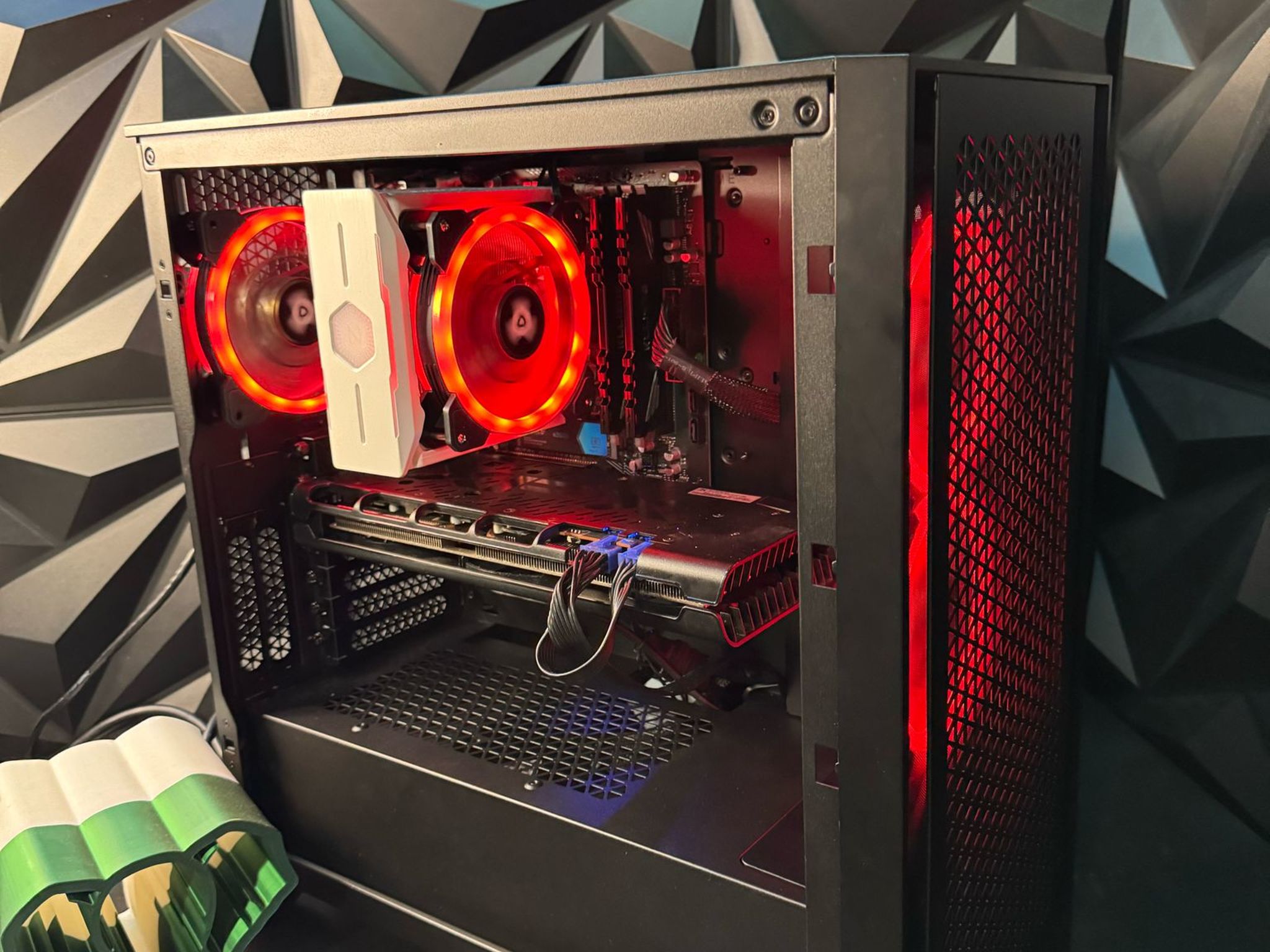 🔥 Mid Daddy 3657🔥|Ryzen5 3600|  RX 5700XT | 16 GB DDR4 3200MHz|1 TB NVMe