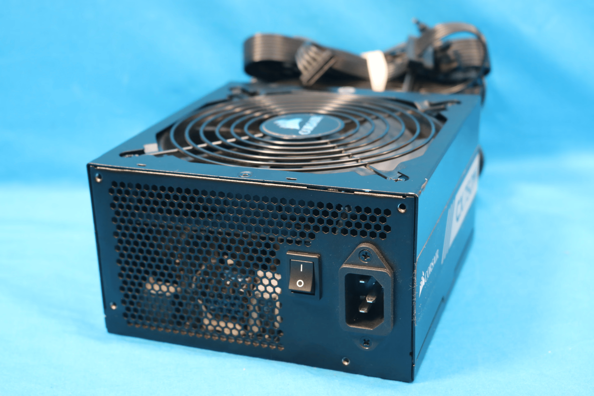 Corsair CX750M 750W 80+ Bronze 24-Pin Semi-Modular ATX Desktop Power Supply CP-9020061 75-002019