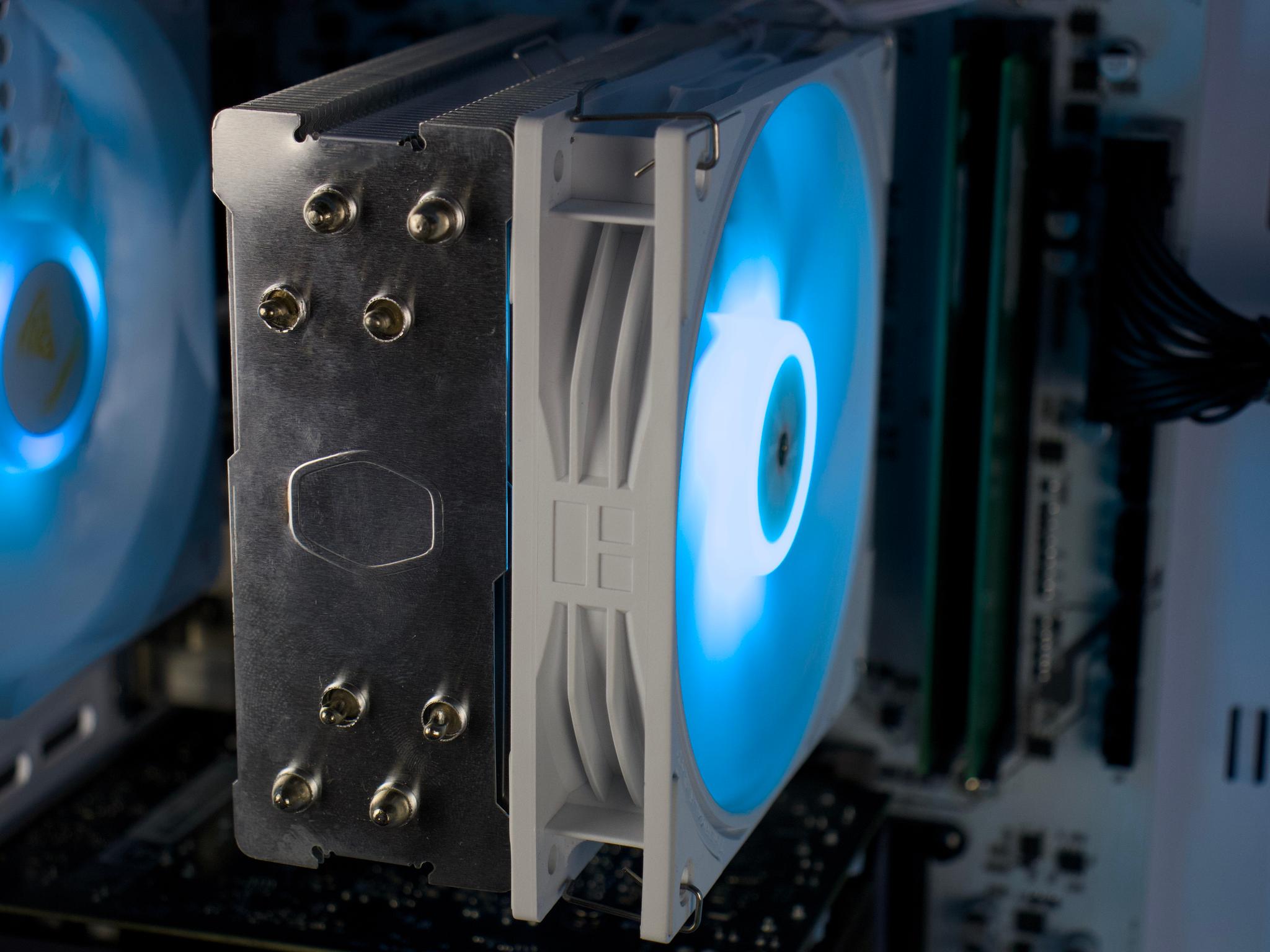 🧊❄️🧊 White Gaming PC – RTX 4060 , Ryzen 7 2700X, 16GB RAM, 500GB SSD - WiFi, BlueTooth 🧊❄️🧊