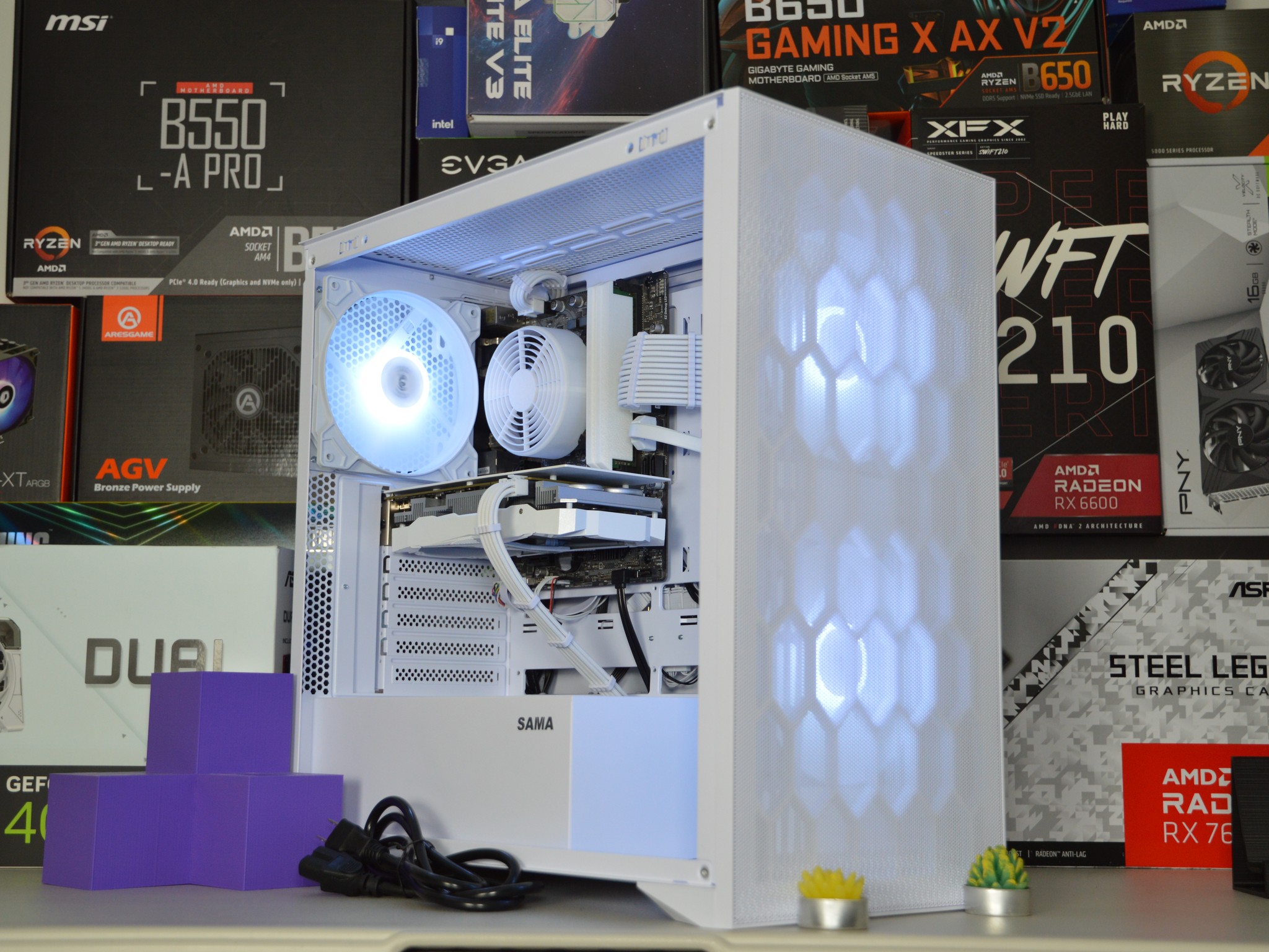 🧊🧊| RTX 2060 SUPER 6GB | INTEL i5-9500 | 16GB DDR4 RAM | 1 TB SATA SSD | Ice Box 2.0 |