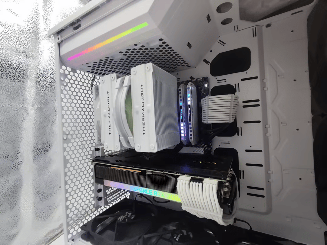 Fractal Torrent 12700k | 3080 Ti FTW3 | 32GB Dominator DDR5 | 1TB NVME