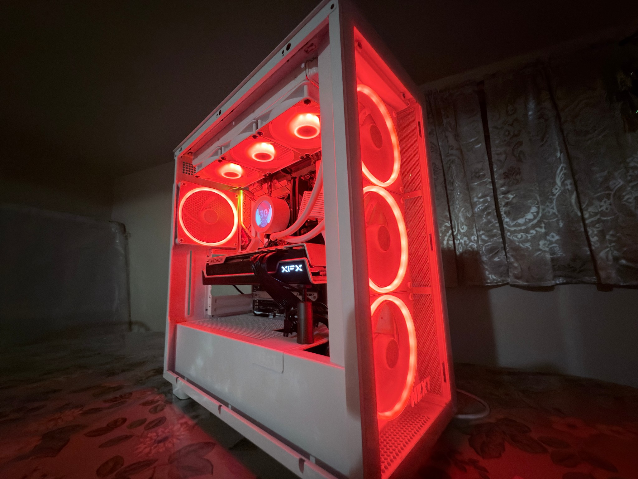 XFX 7900 XTX 24GB | ❄️ WHITE GAMING PC ❄️| INTEL I7 13700K | 32GB DDR5| 1TB SSD | 1200w Power Supply