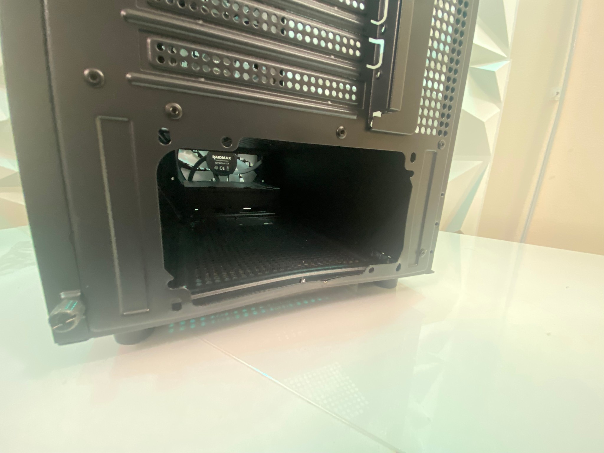RaidMax ATX Black PC Case – Open Box