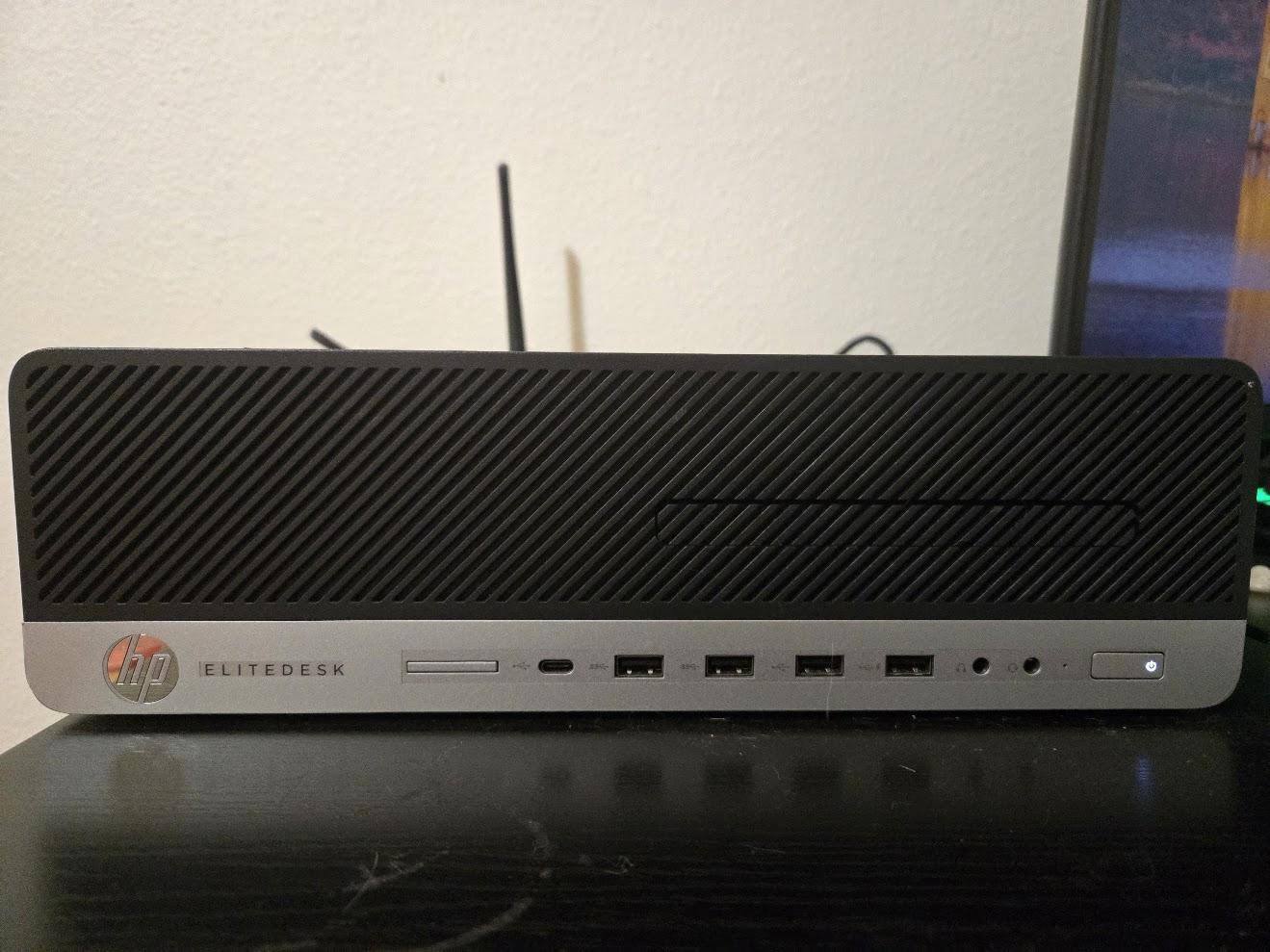 (NEED GONE) Sleeper Build Gaming PC RTX 3050 1TB SSD 32GB Ram i5-8500 Windows 11