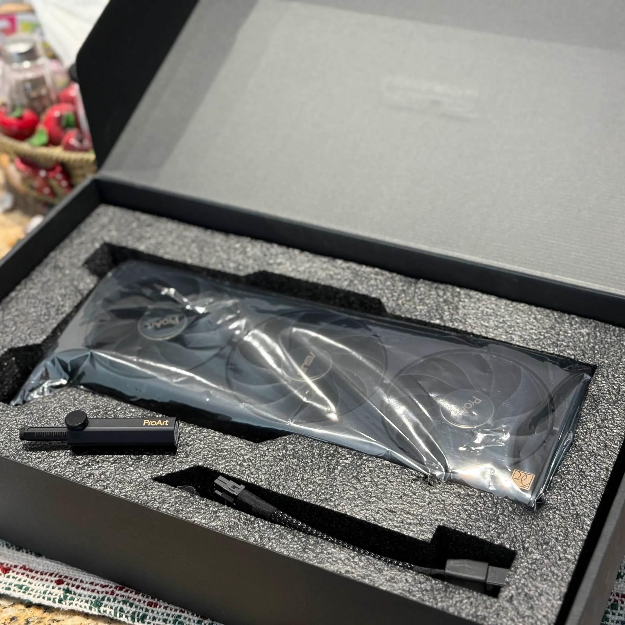 ASUS ProArt GeForce RTX 4080 Super 16GB GDDR6X Graphics Card | Tested!