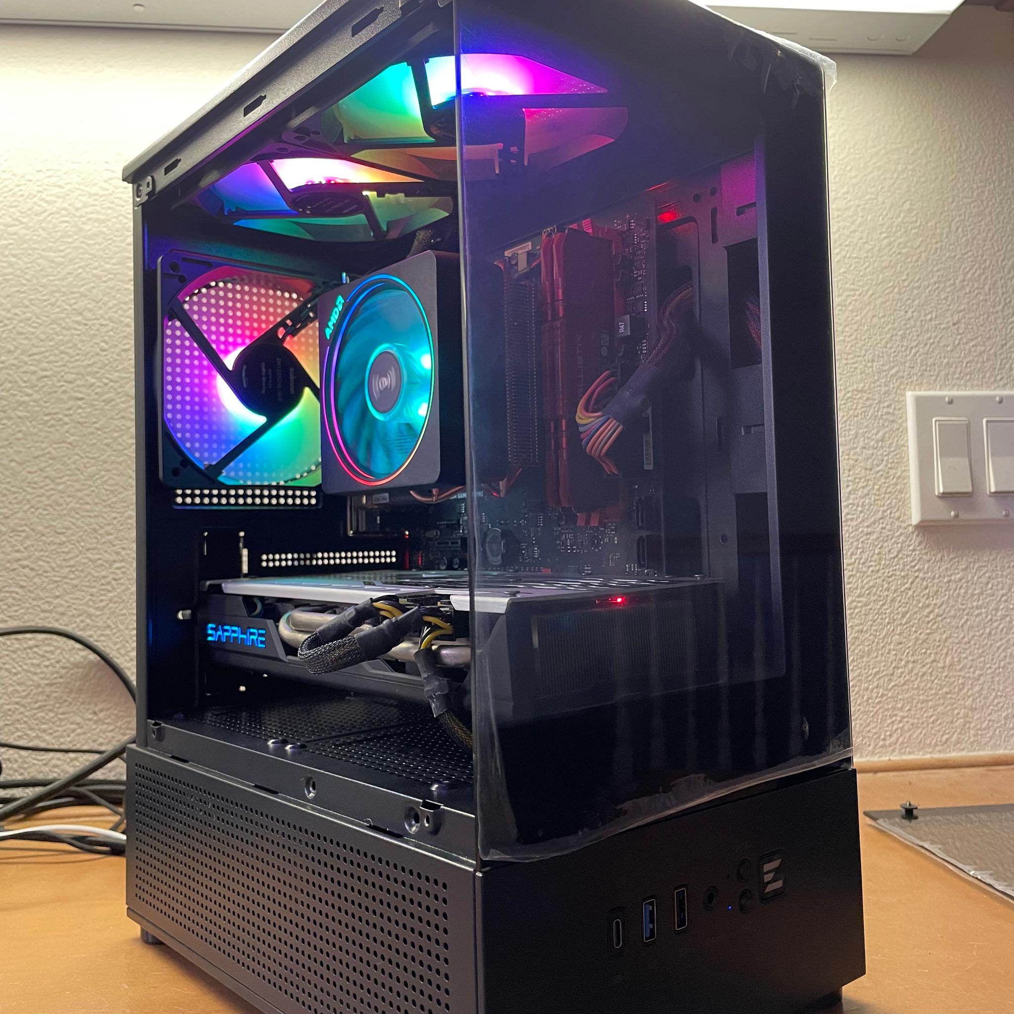 Black RGB “Mini-King” 🤴🖤 Gaming Pc