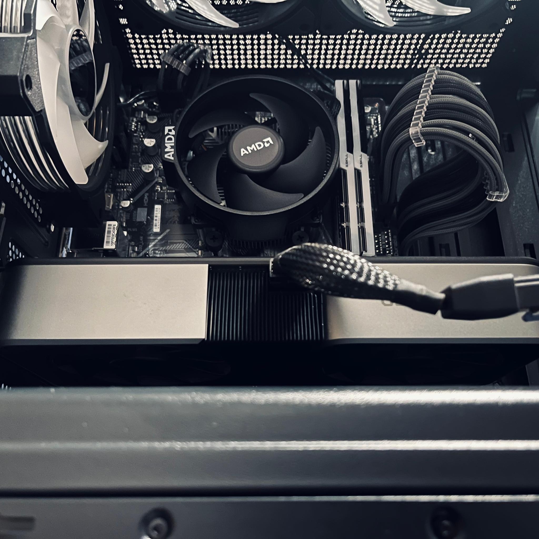 Performance Gaming PC |RTX 3070 // Ryzen 5500 // 2.5TB Storage|