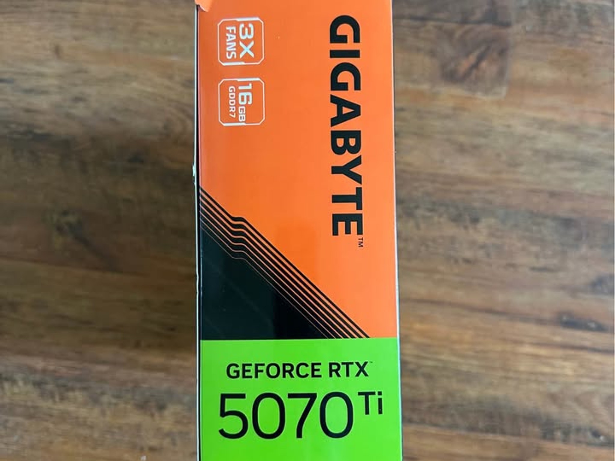 BNIB GIGABYTE RTX 5070 Ti WINDFORCE OC SFF 16G GV-N507TWF3OC-16GD