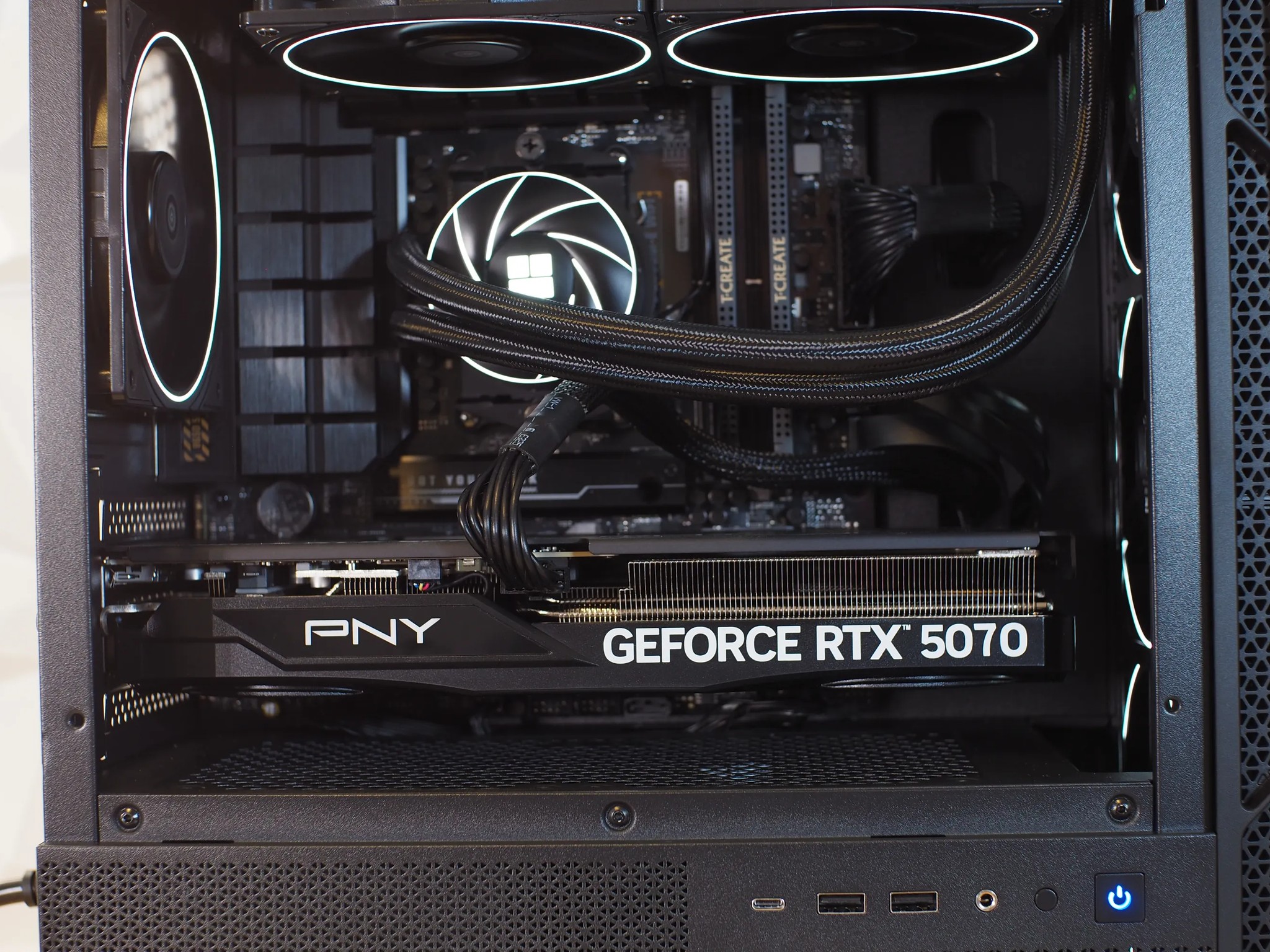 The Signature -  5070 12gb | AM5 | 32gb DDR5 | 2tb SSD | WIFI