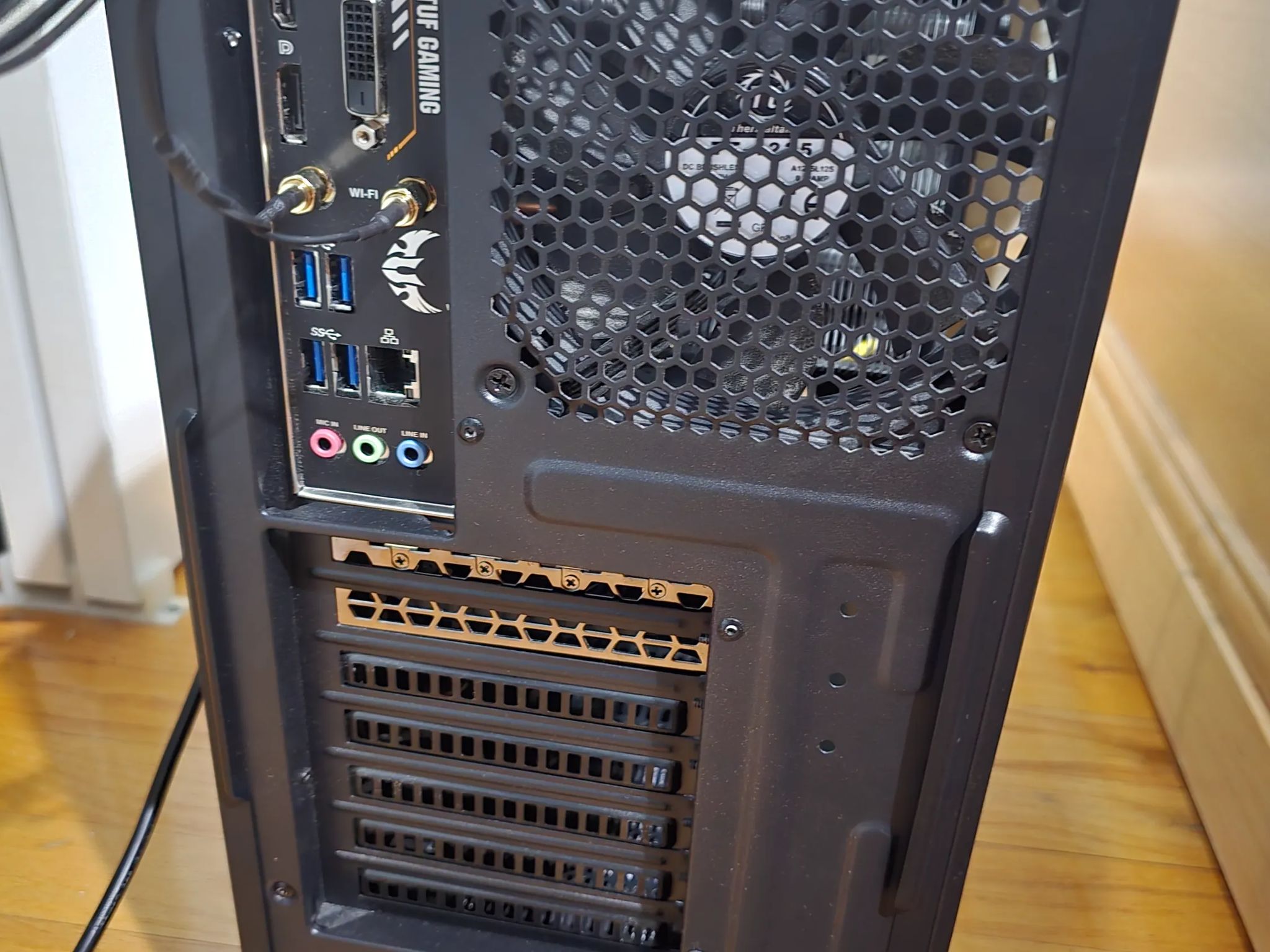 USED Gaming PC Gigabyte 3060 12GB Intel I7-10700f 8 Cores 16Gb RAM