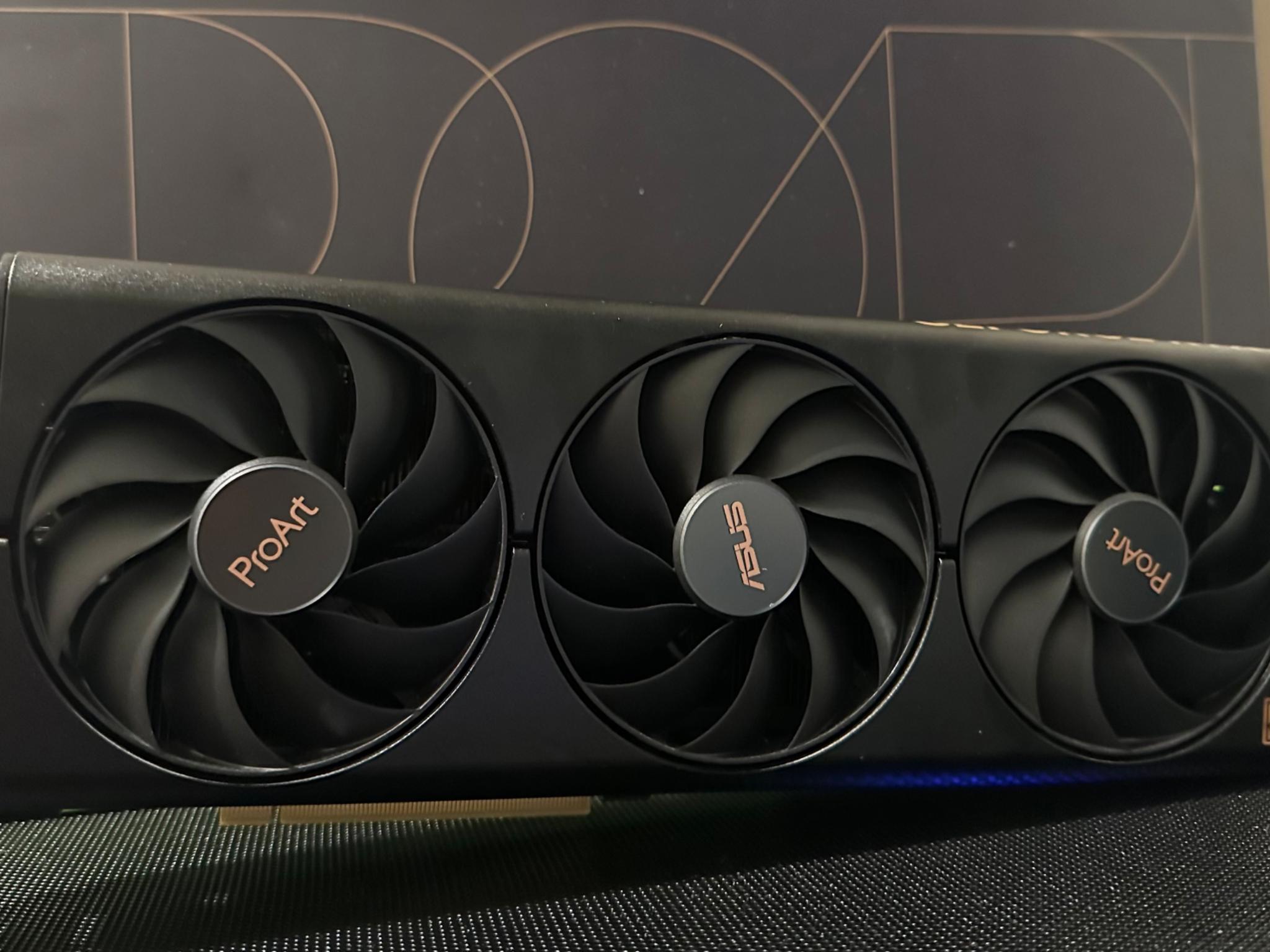 ASUS ProArt GeForce RTX™ 4060 OC Edition 8GB GDDR6 Graphics Card