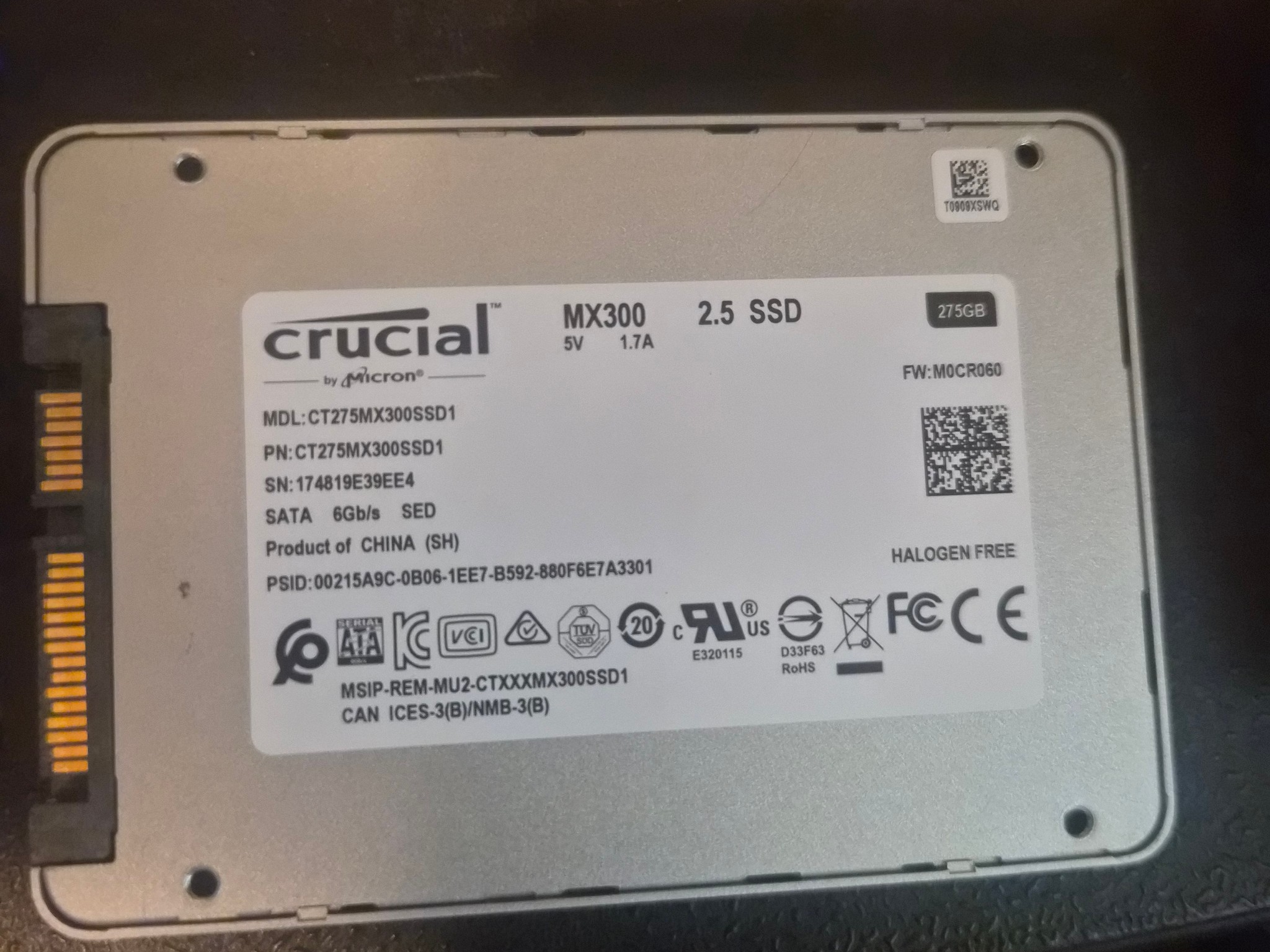 275GB Crucial MX300