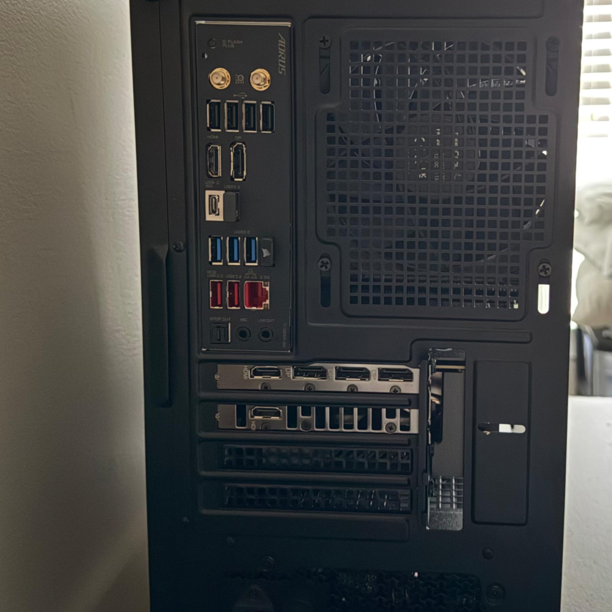 RTX 5070 Ti, Ryzen 7 9800X3D, 32GB DDR5, 4TB - 4K Gaming PC