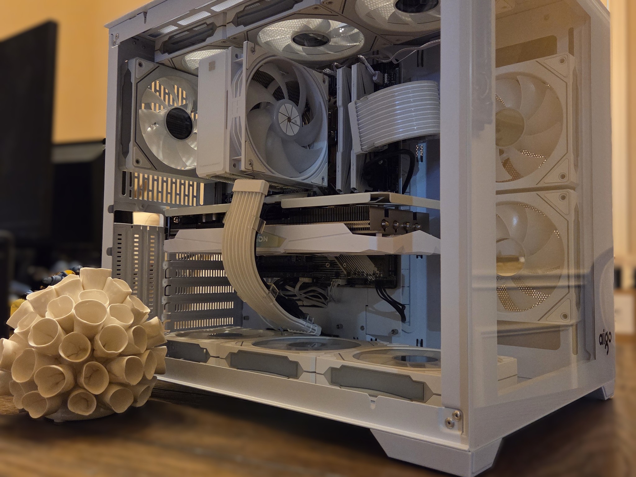 The White Lotus! 🤍| White RTX 3070 Gaming PC | Ryzen 5 7500F | 32GB DDR5 | 1TB NVMe | Temp Display