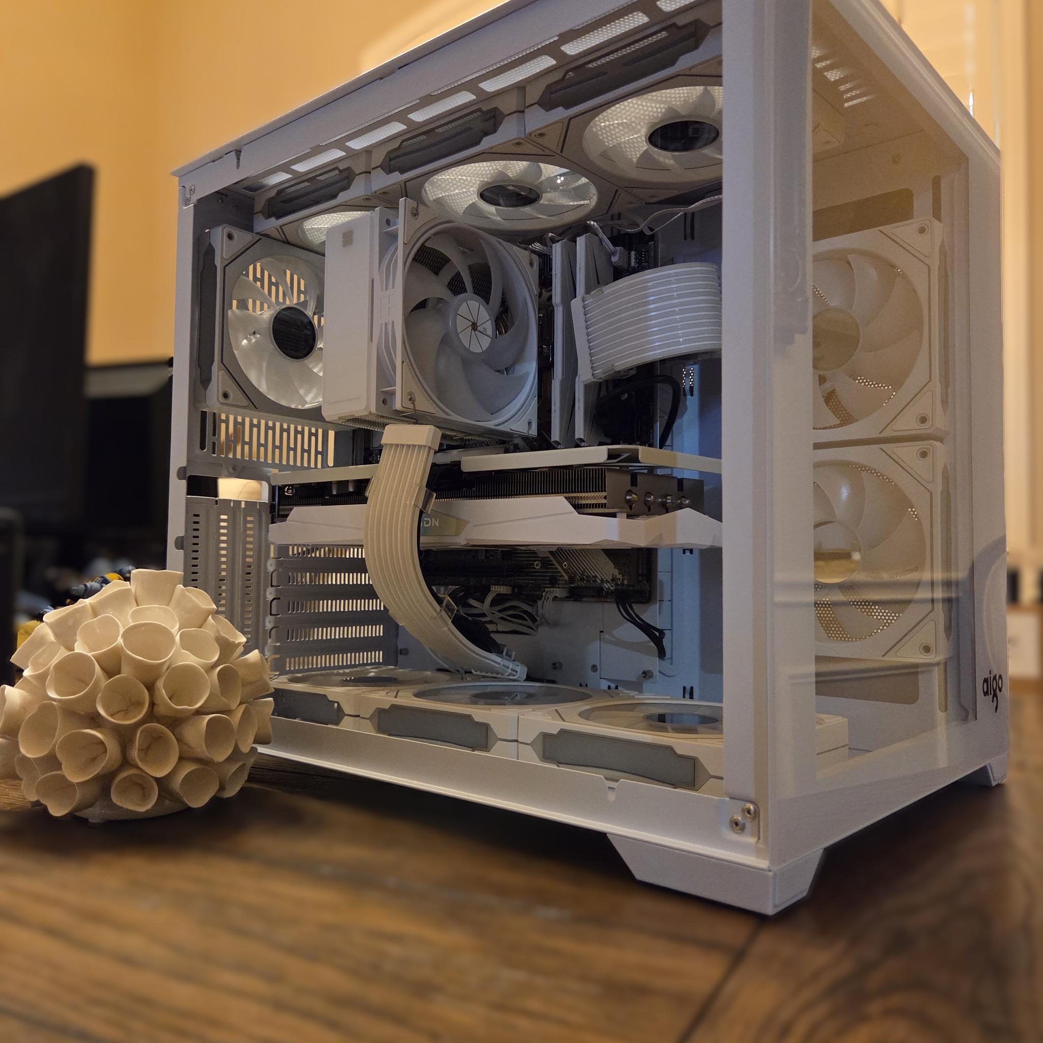 The White Lotus! 🤍| White RTX 3070 Gaming PC | Ryzen 5 7500F | 32GB DDR5 | 1TB NVMe | Temp Display