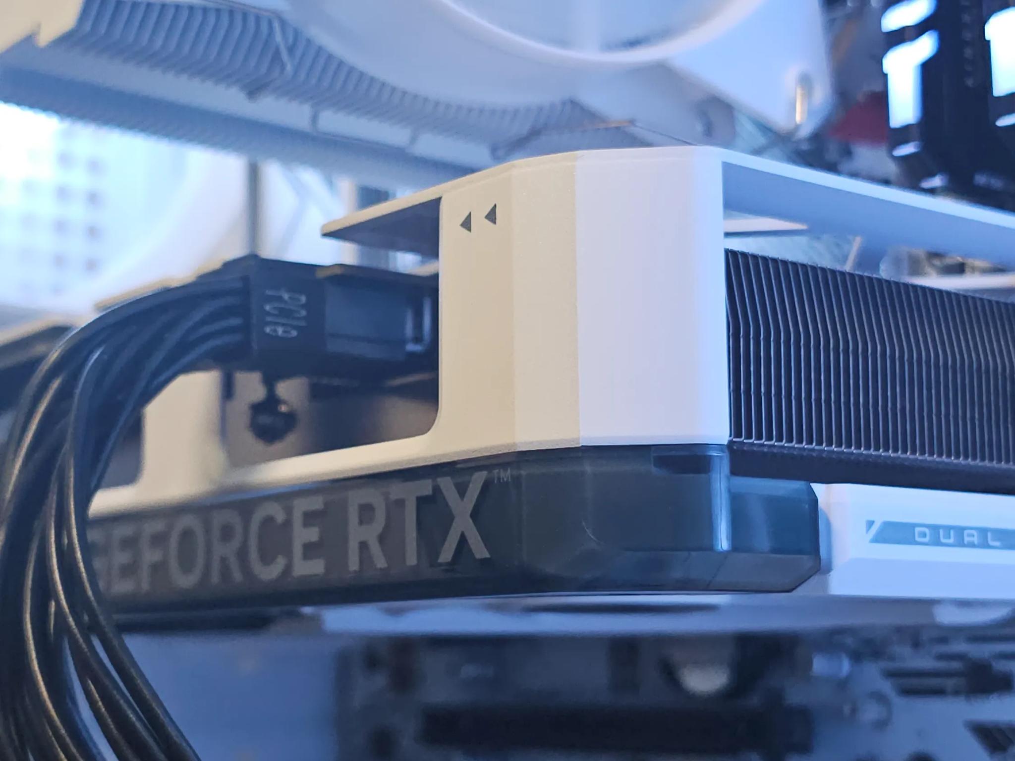 RTX 4060 8GB// Ryzen 5 3600 // 2TB SSD // 32GB DDR4 // "Domino" 1080p