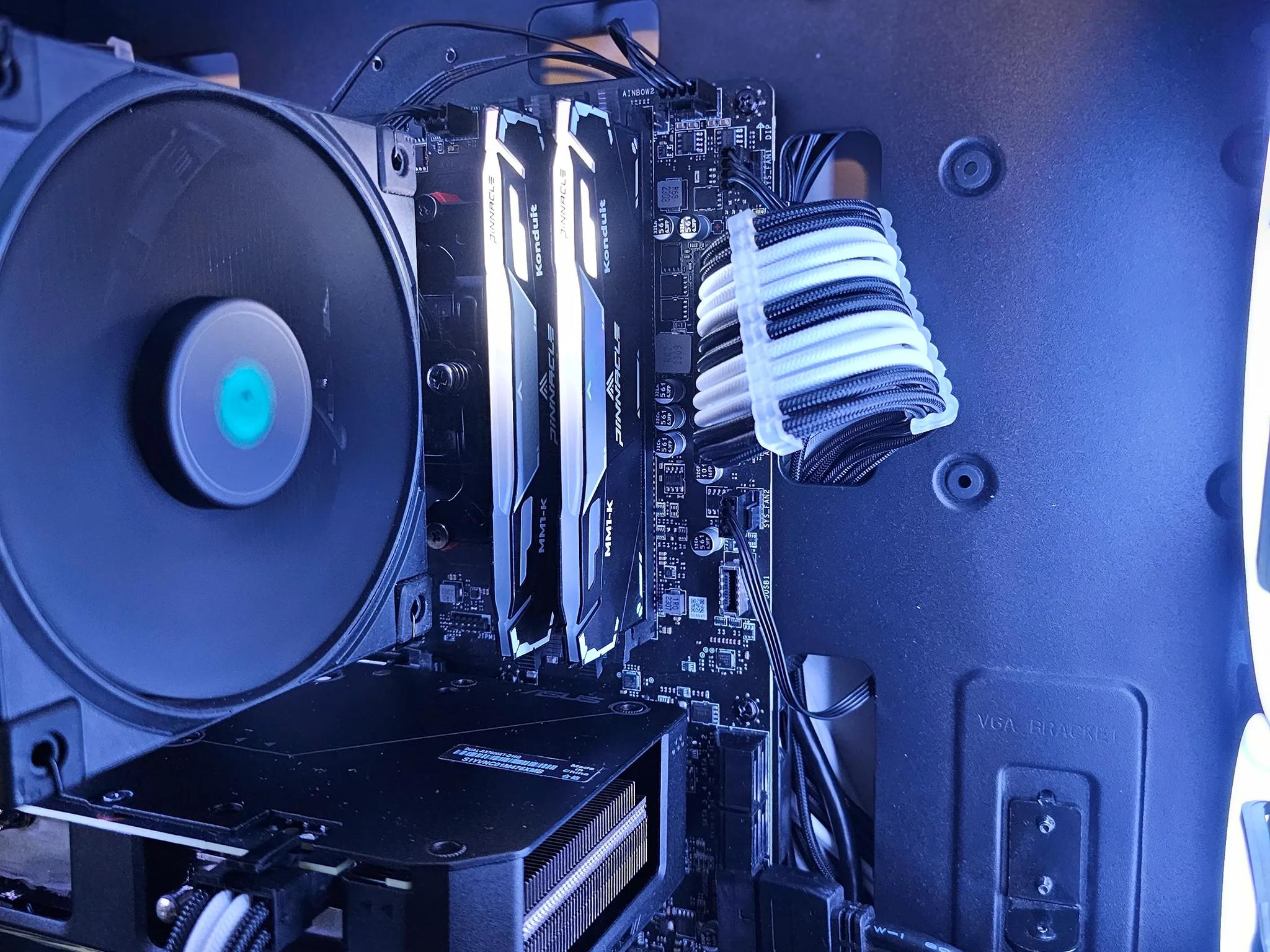 ⚫OREO BEAST🥛| RYZEN 7 5700G | RADEON ASUS 7600XT | 1TB | WIN 11 | MID LEVEL PC 🥛