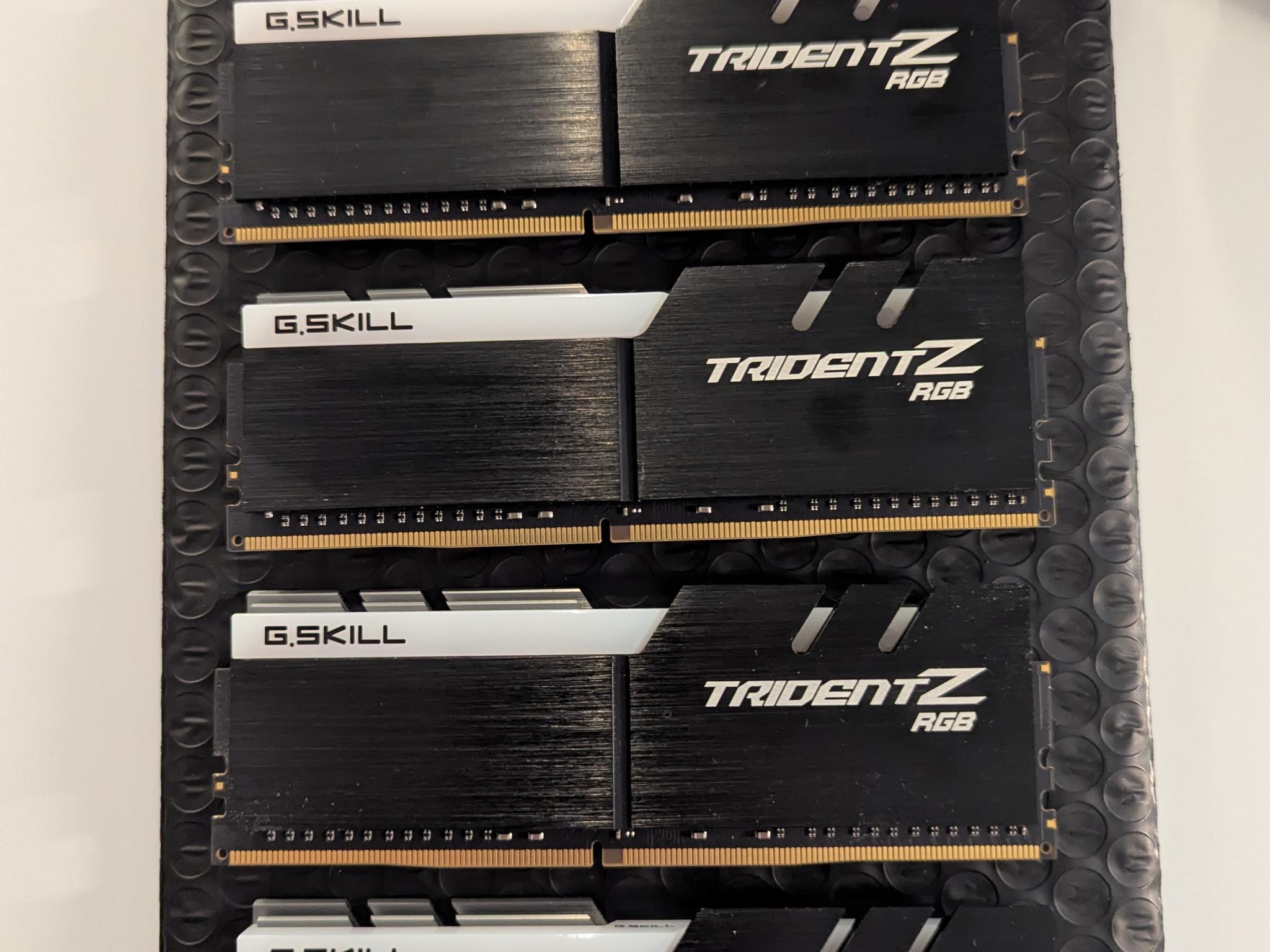 64GB G.Skill Trident Z RGB DDR4-3600 (4×16GB) CL18 – F4-3600C18Q-64GTZR