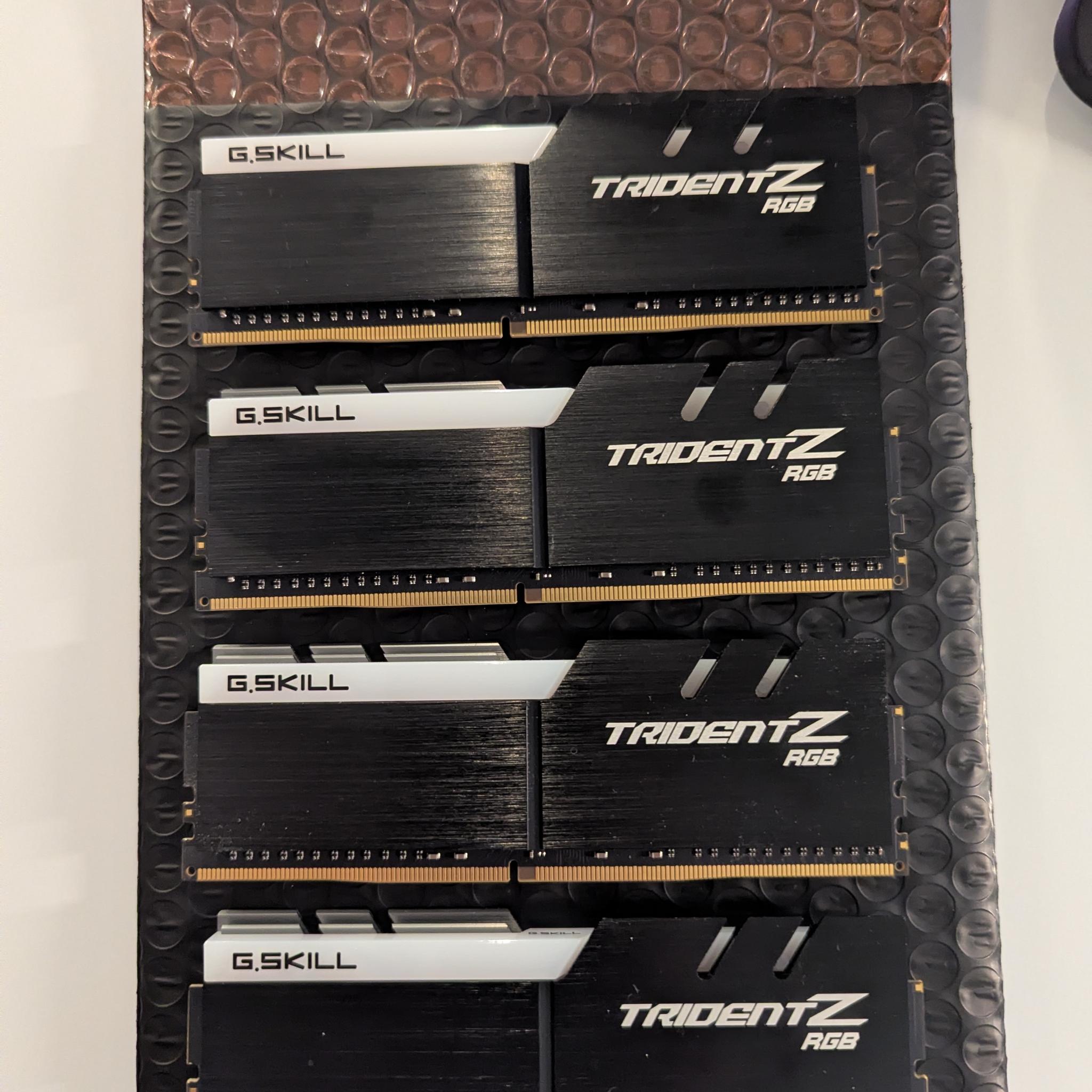64GB G.Skill Trident Z RGB DDR4-3600 (4×16GB) CL18 – F4-3600C18Q-64GTZR