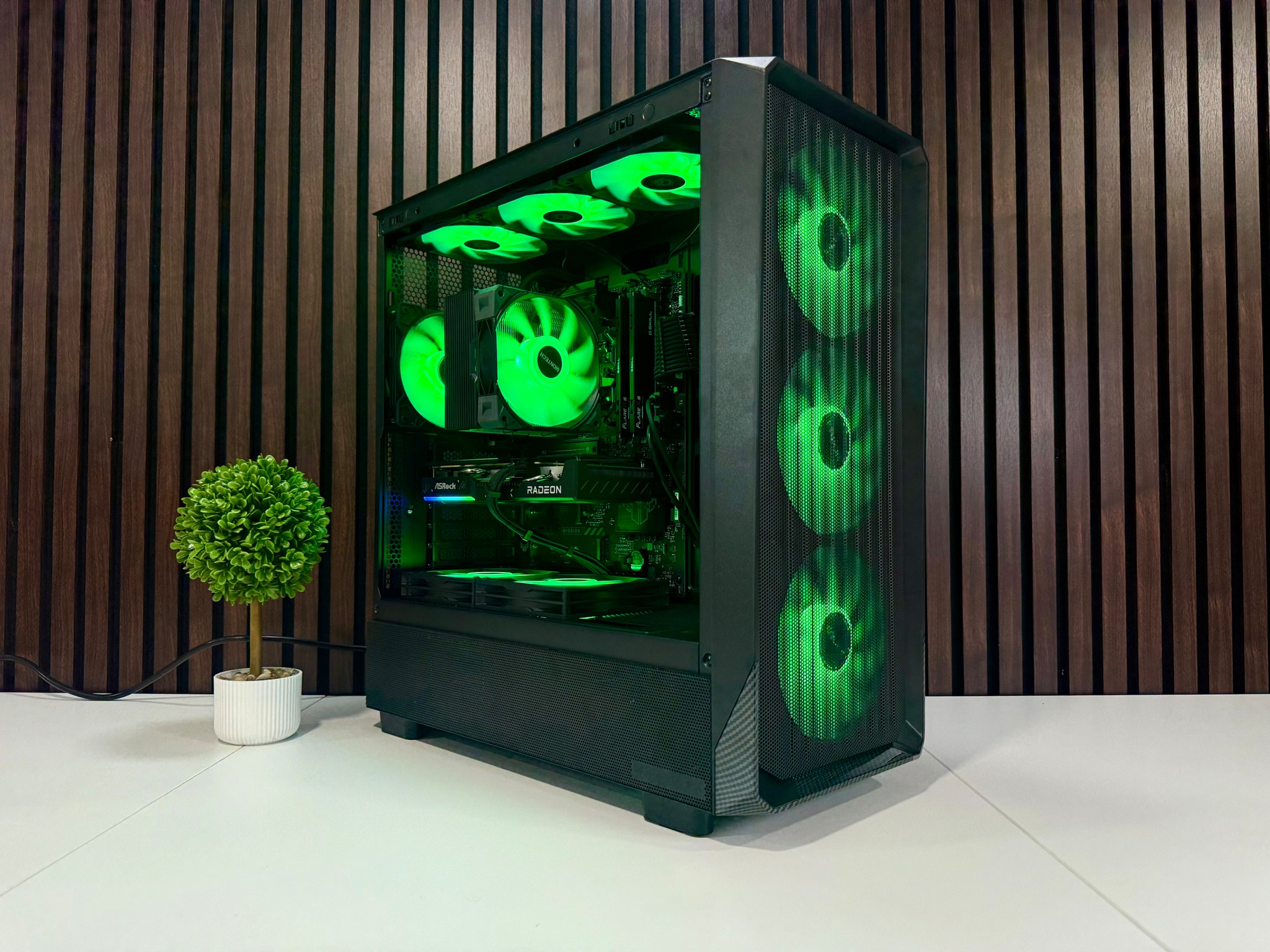9060XT 16GB | Ryzen 7600X3D | 32GB DDR5 | 1TB SSD | 800W Gold PSU | ARGB Fans | Windows 11