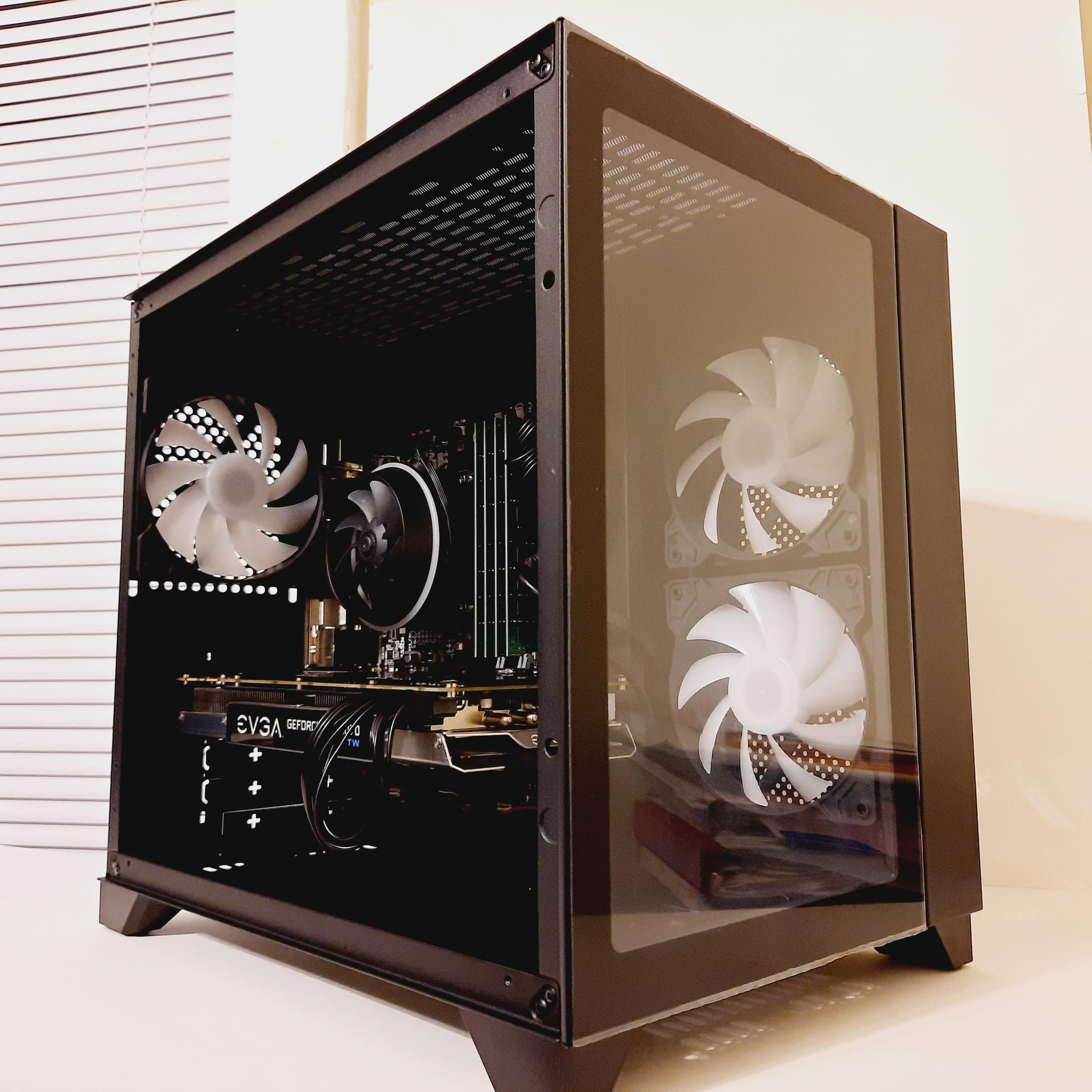 Newly built Gaming PC - Nvidia GTX 1070 8GB / Intel i7 4790 / 16GB RAM / 730GB SSD / RGB Fans