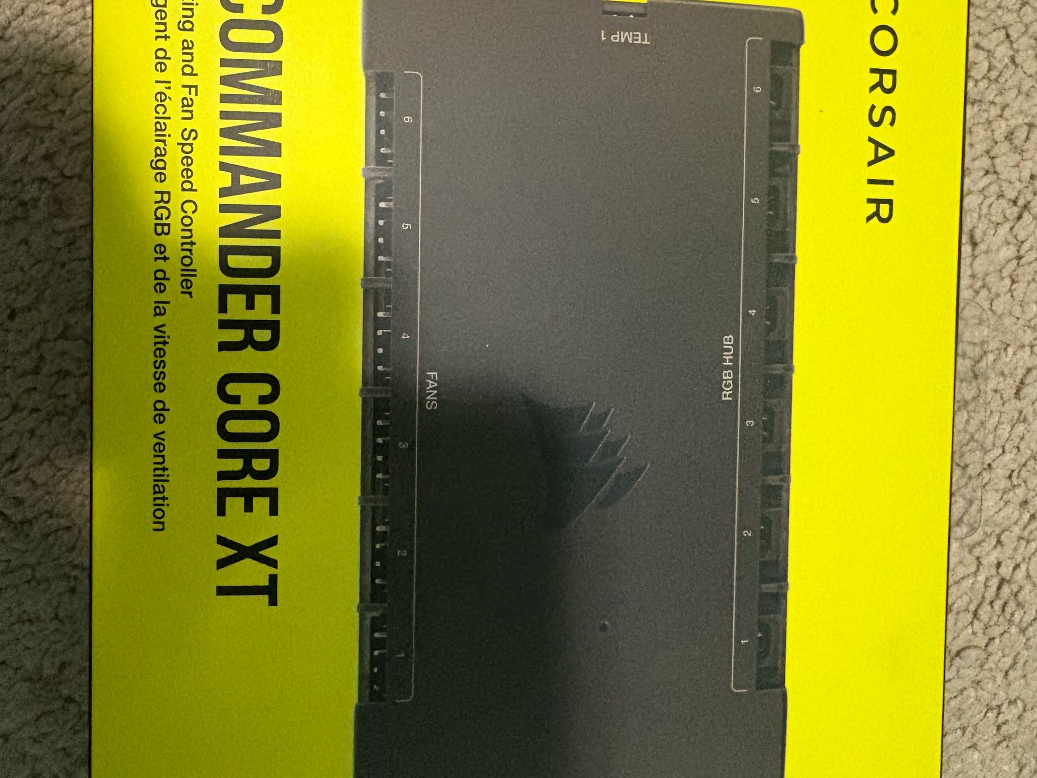 iCUE COMMANDER CORE XT