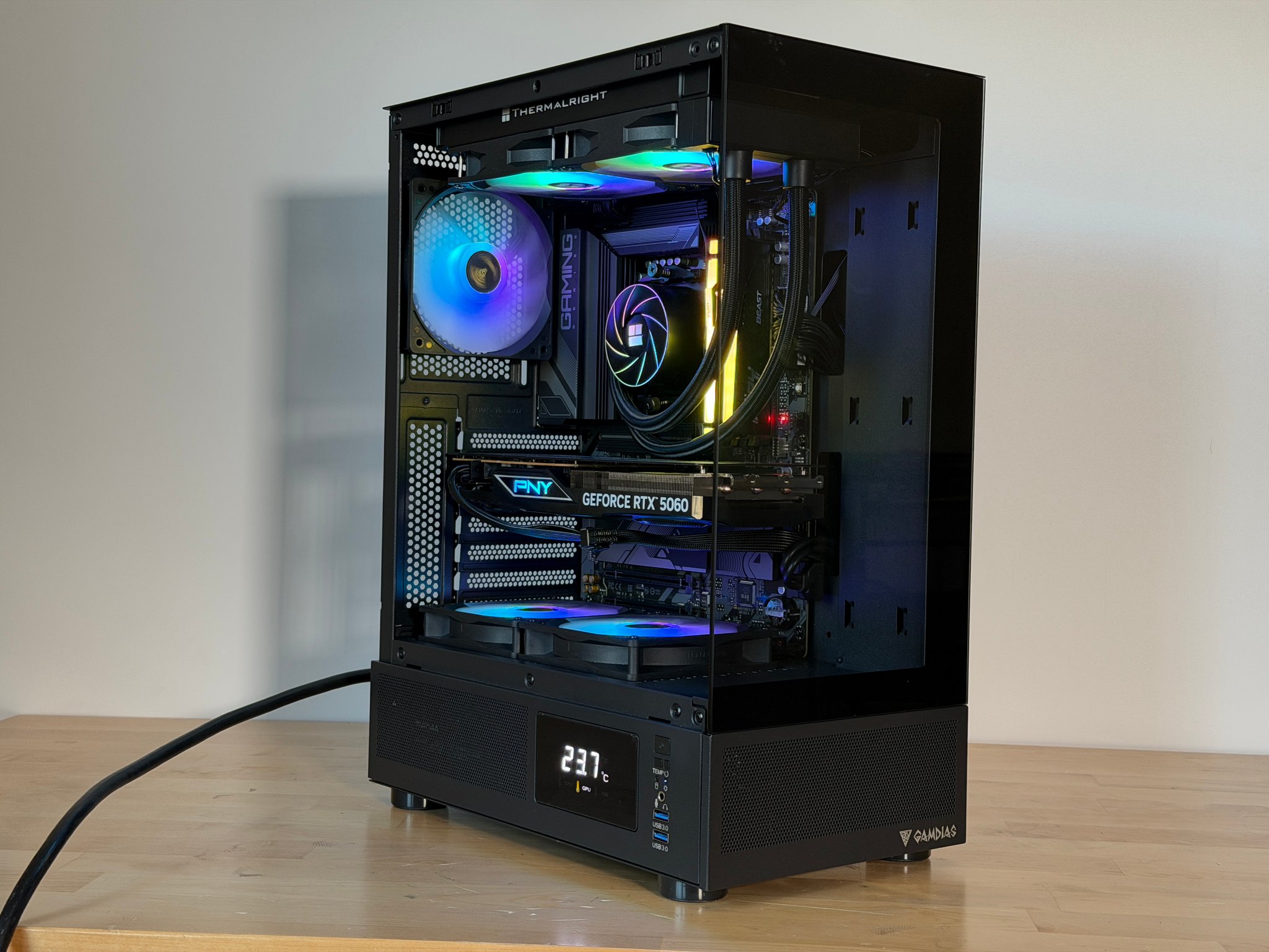 RTX 5060 Ryzen 5 7600x Gaming PC