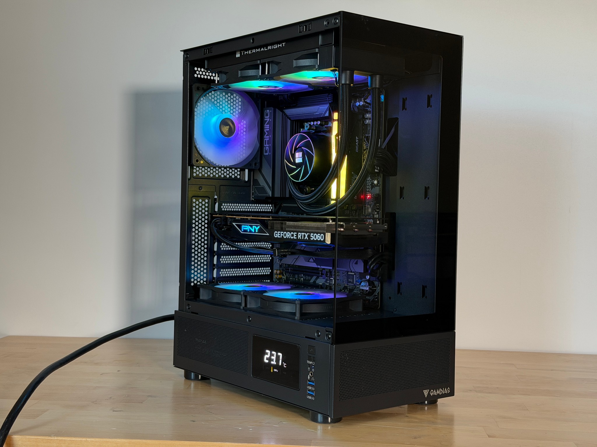 RTX 5060 Ryzen 5 7600x Gaming PC