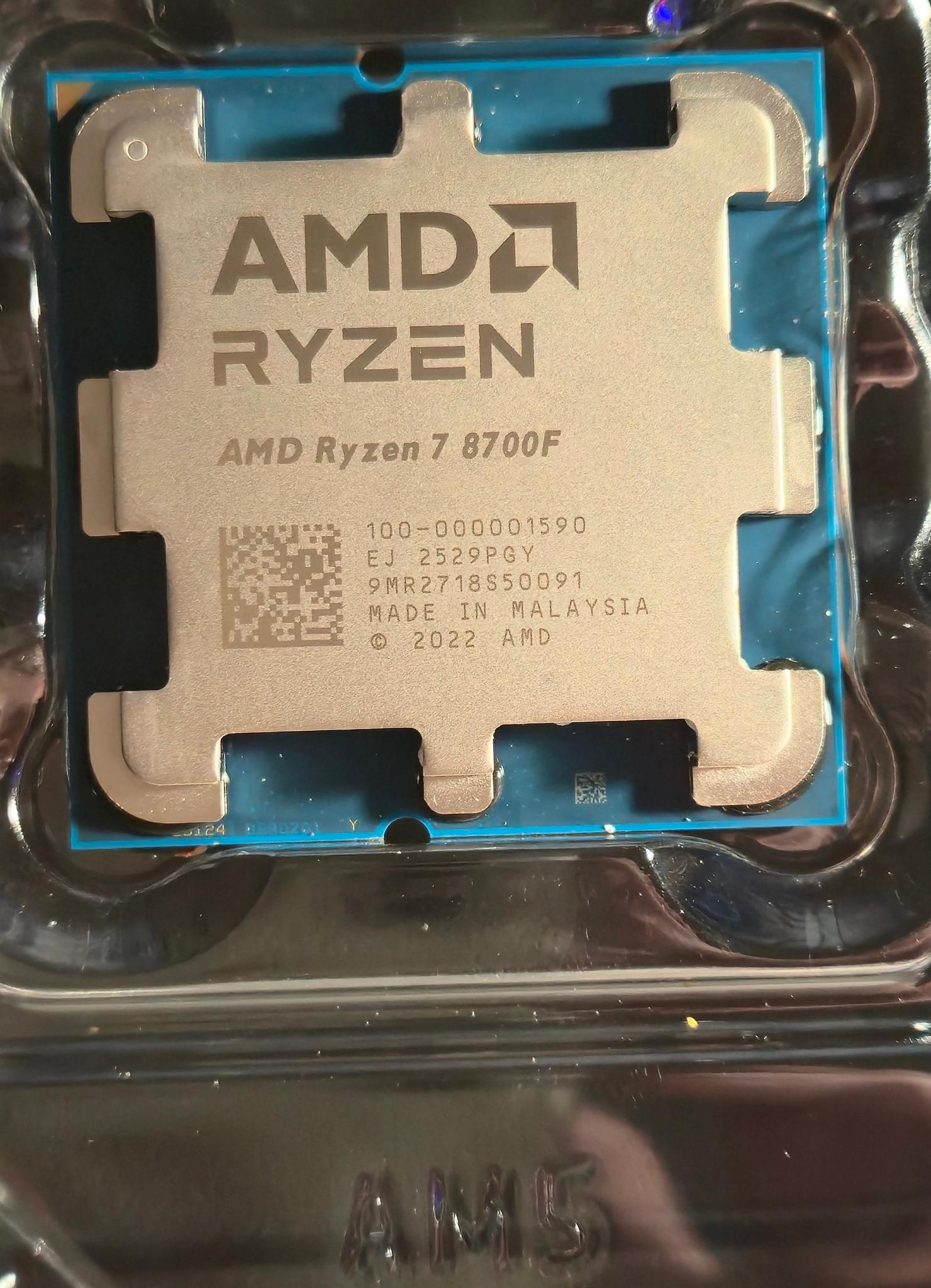 AMD Ryzen 7 8700F