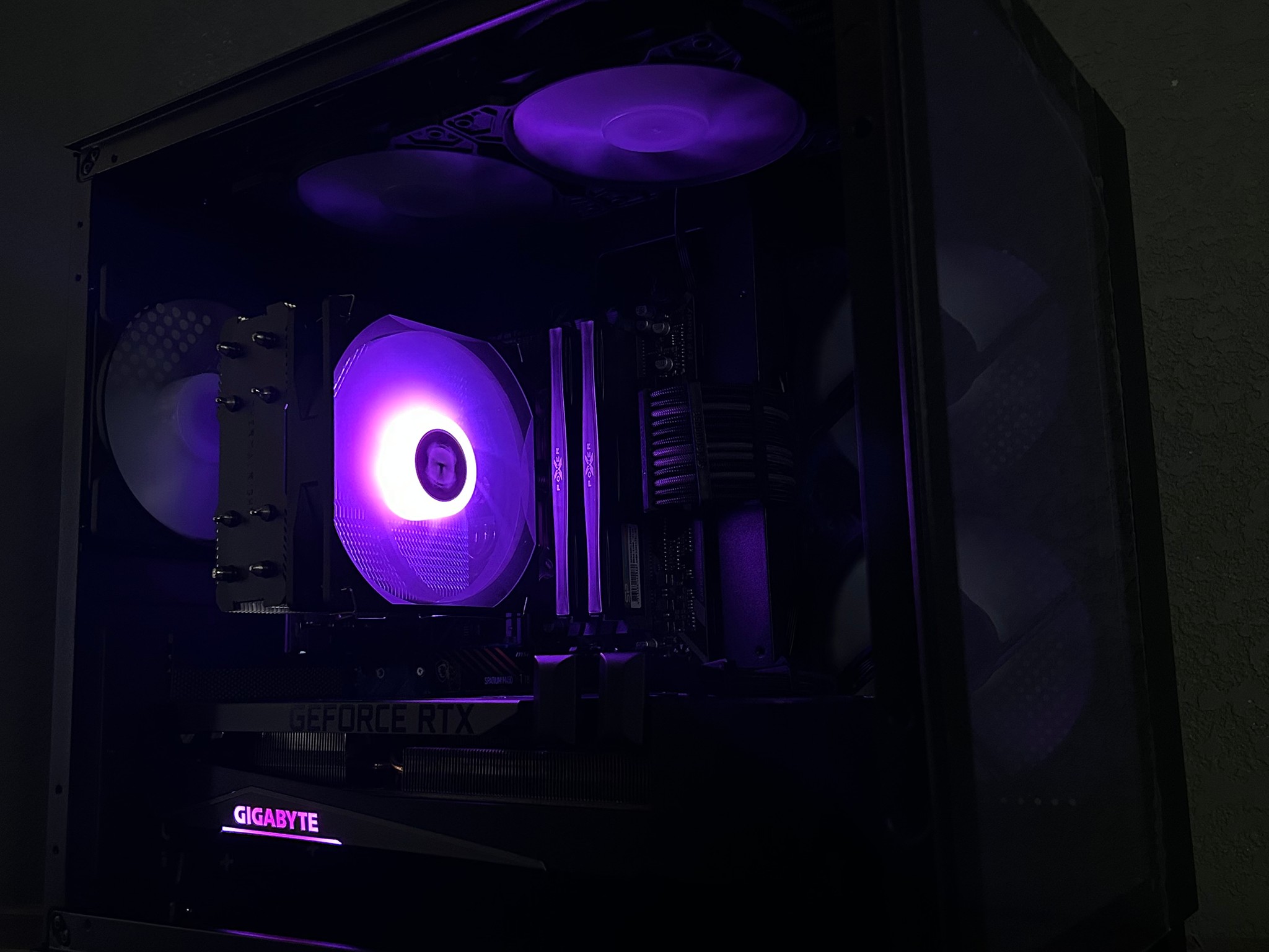 RTX 3070 Ti | Ryzen 7 5700G | 32GB 3200MHz | 1TB Gen4