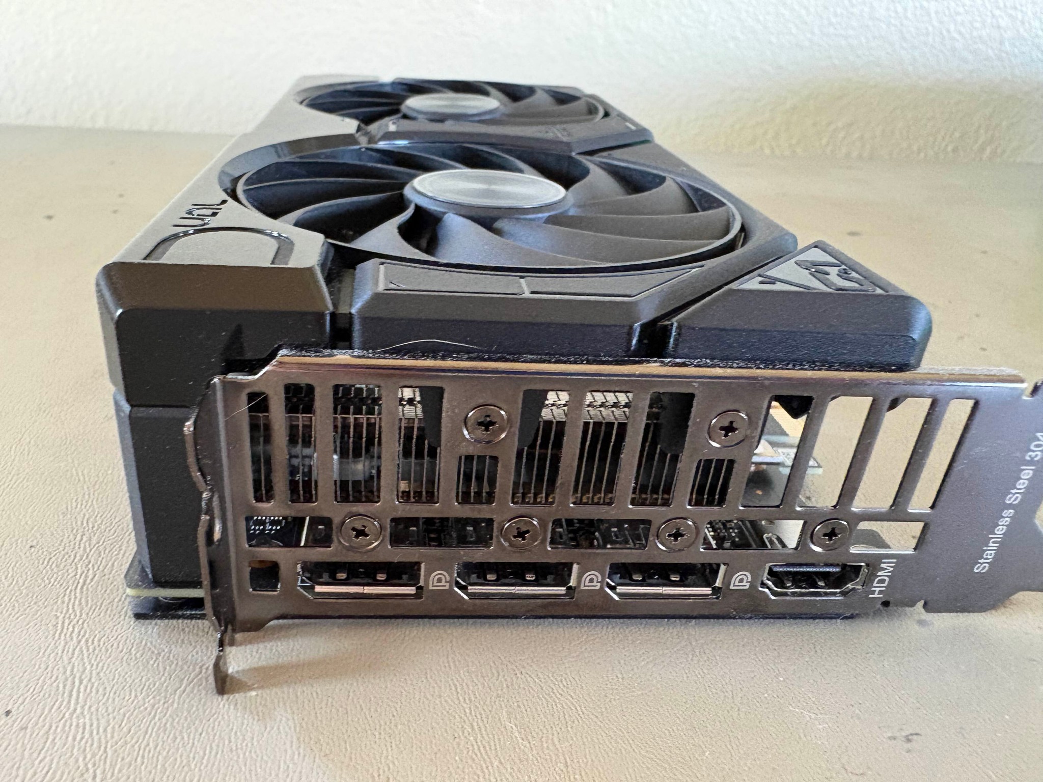 Asus RTX 4060 8B