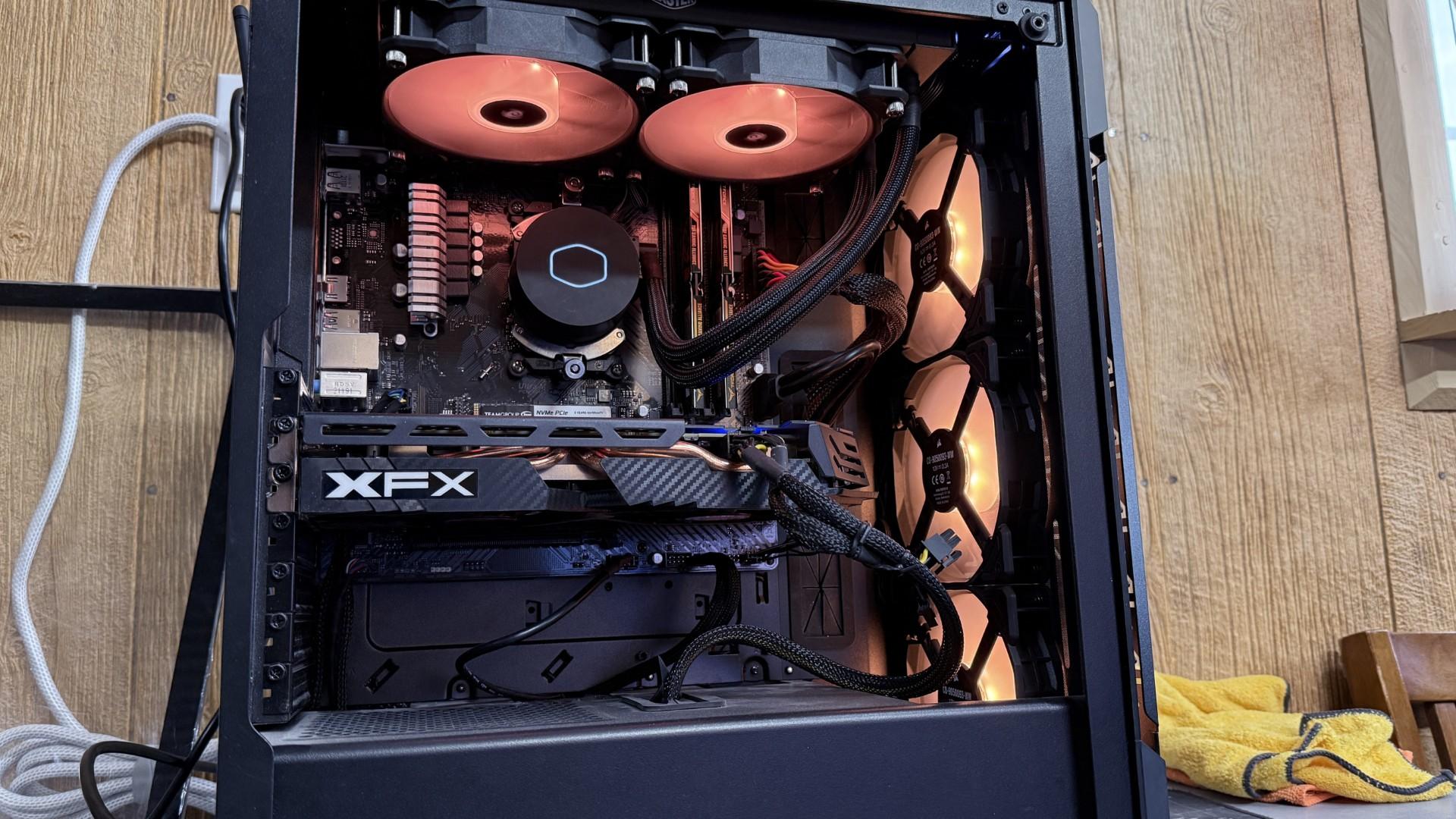 AMD Ryzen 3500, XFX RX 580, 16GB, 512GB - Custom Built Gaming PC, Ready to go!