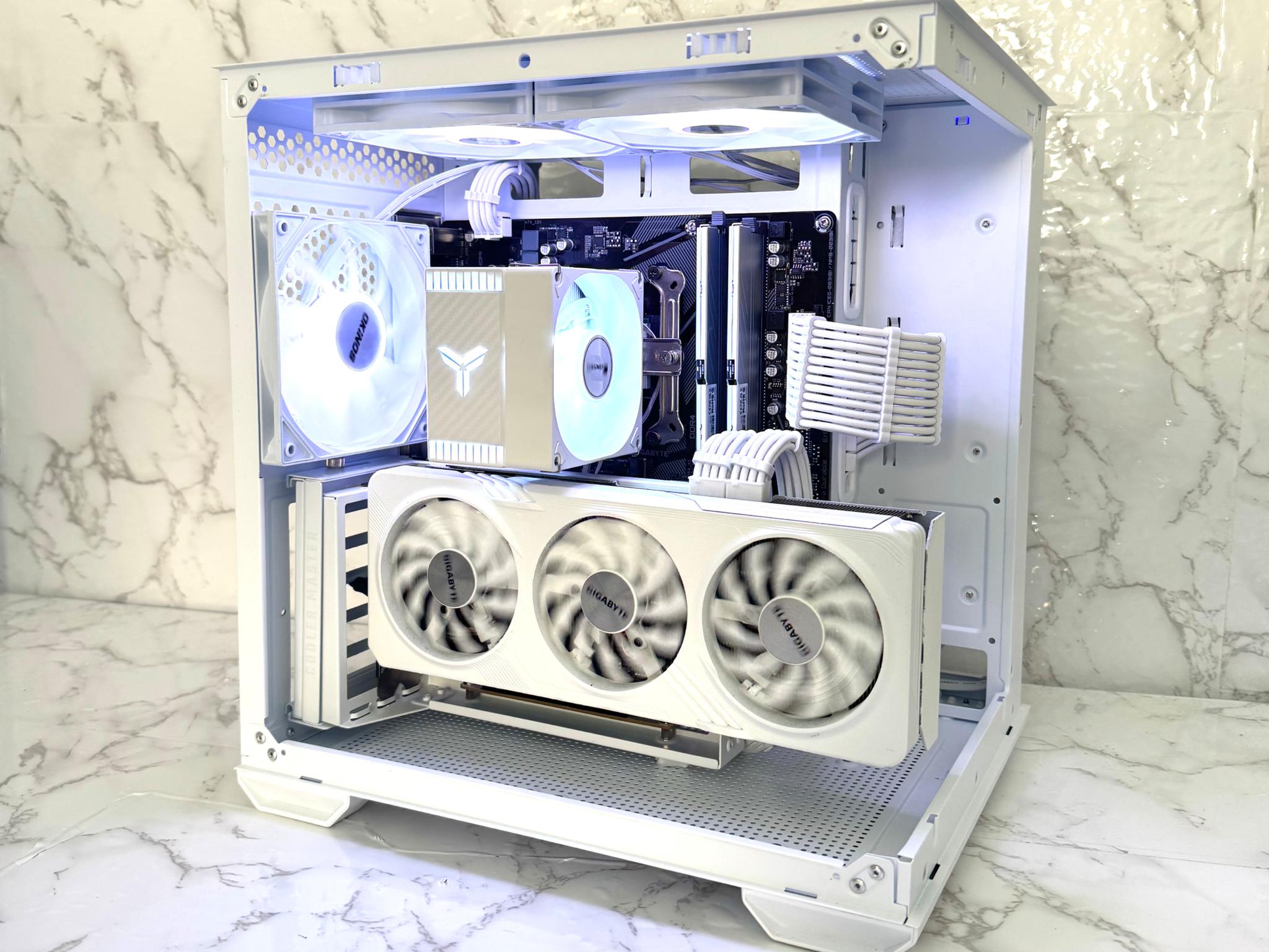 🌨️❄️Snow 1440p Rx 7600 Xt Machine 🌨️❄️ Ryzen 5 5600🌨️❄️ W11 pro 🌨️ 32gb Ram 🌨️❄️ 1Tb storage 🌨️❄️