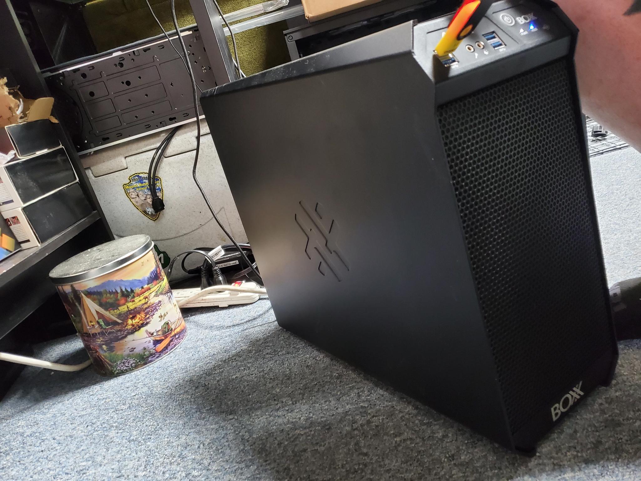 gaming pc Intel i7 8700k 5700xt 16gb ddr4