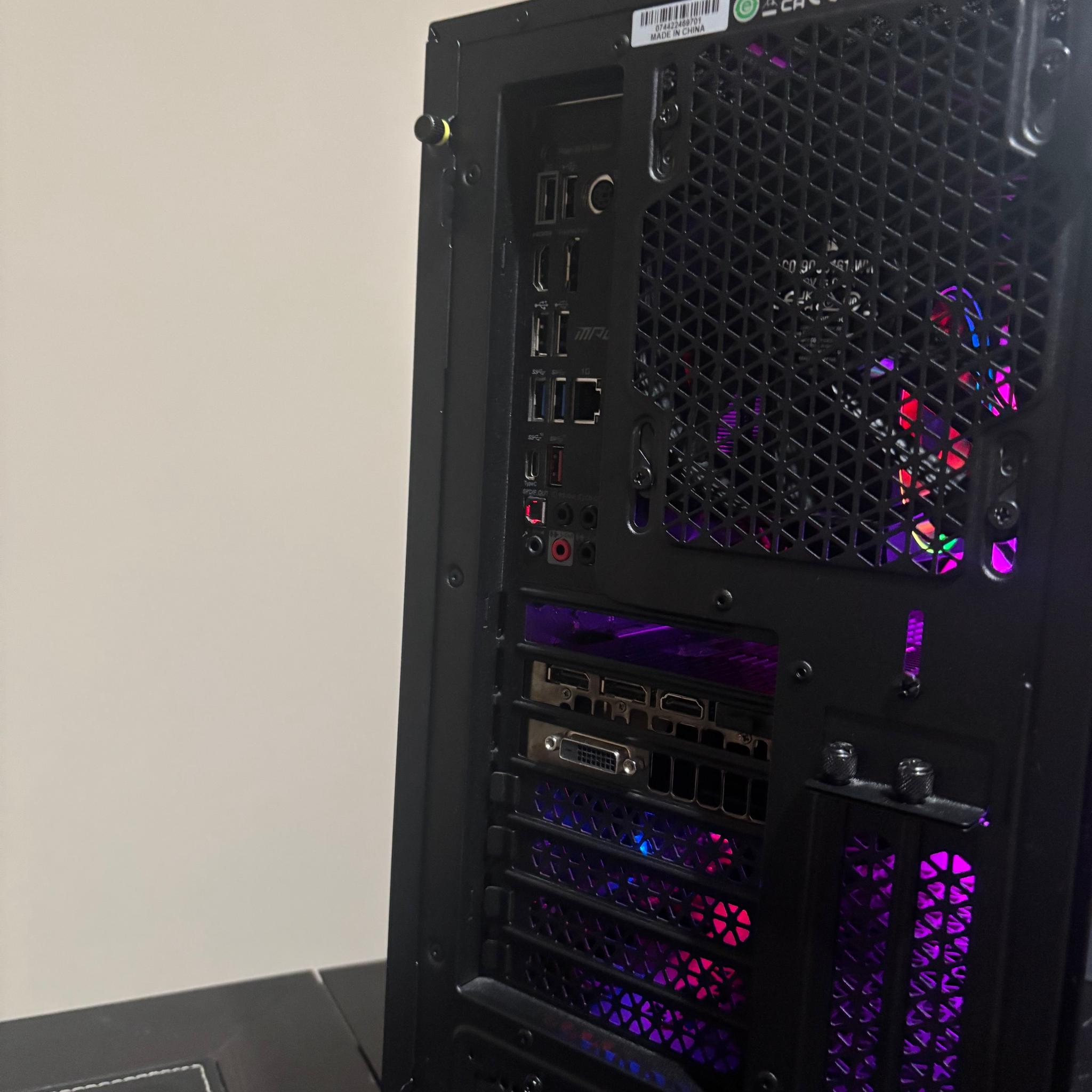 Gaming PC Ryzen 7 3700X | 1080 TI | 16GB Ram | 512GB SSD