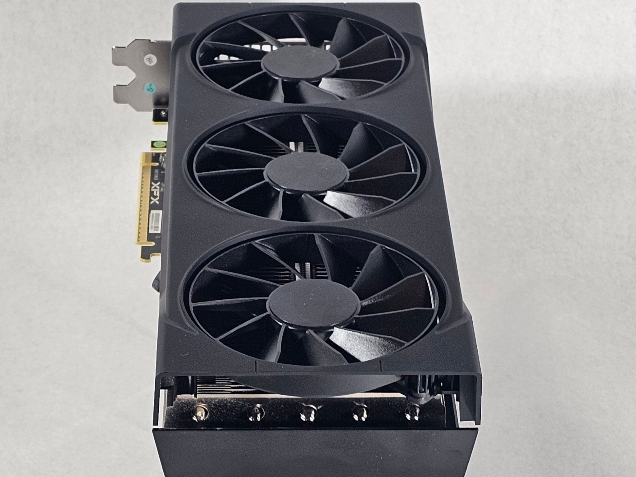 RX 9070 XT Radeon XFX