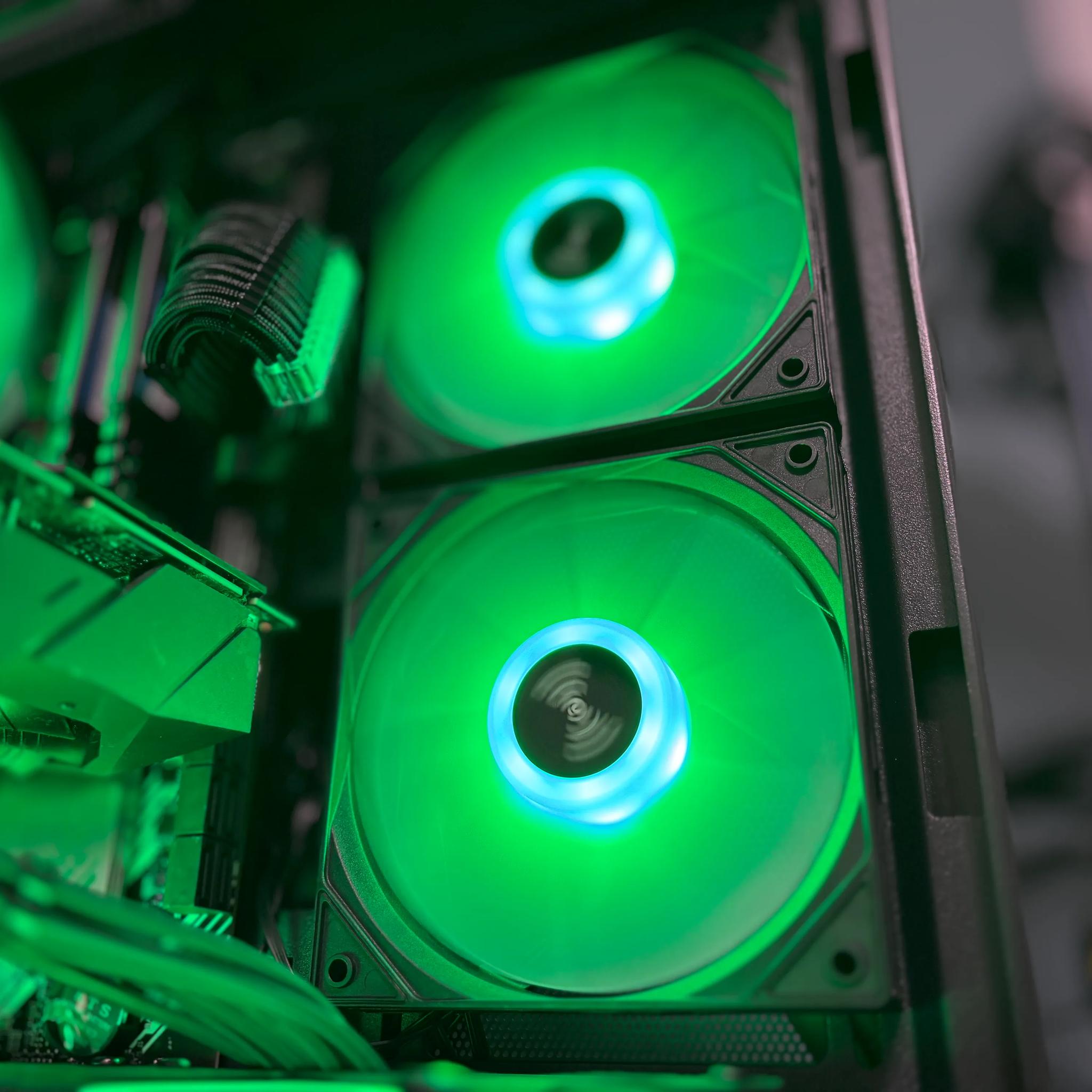 Fish Tank RTX Gaming PC